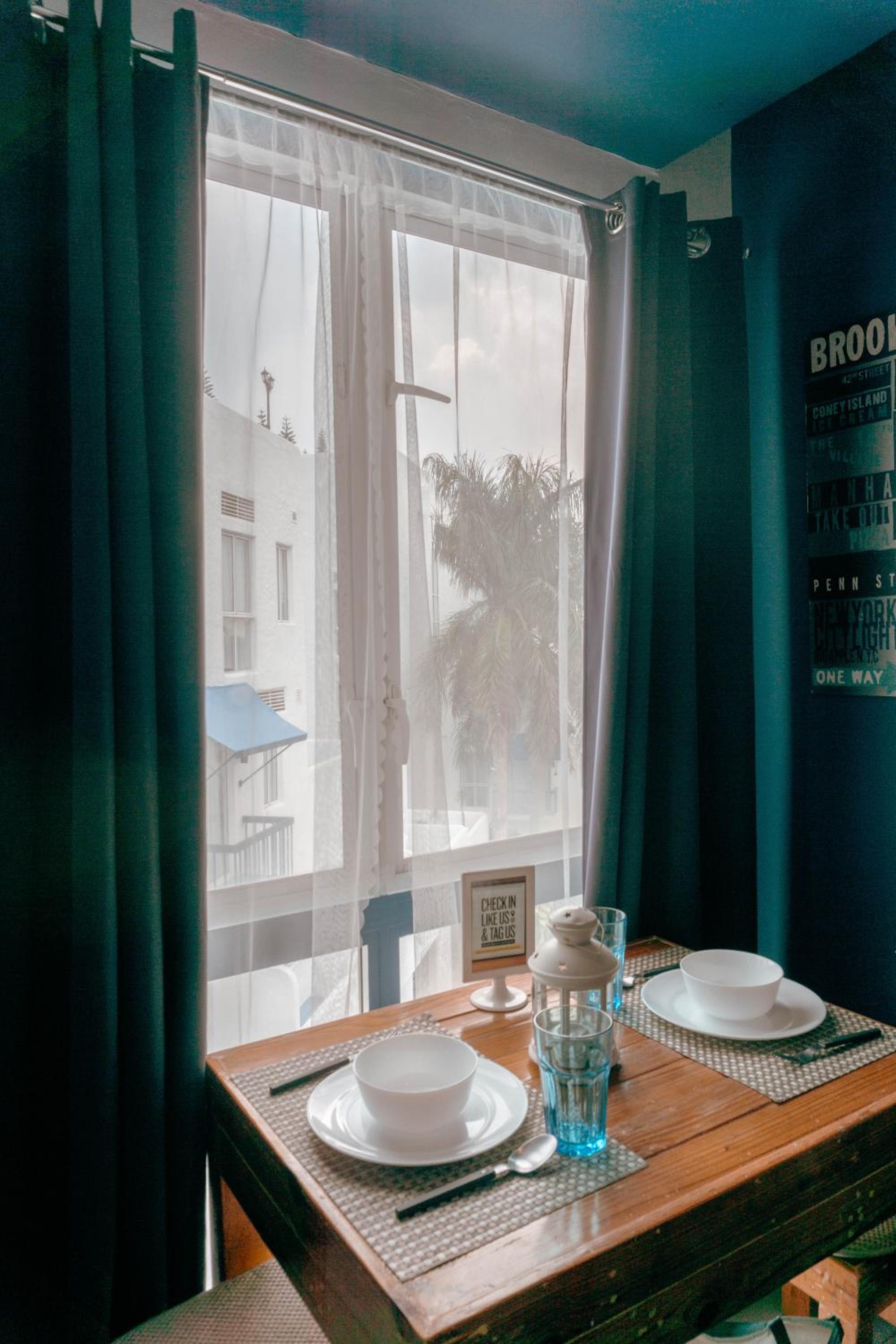 Double Room with Pool View - Photo 31