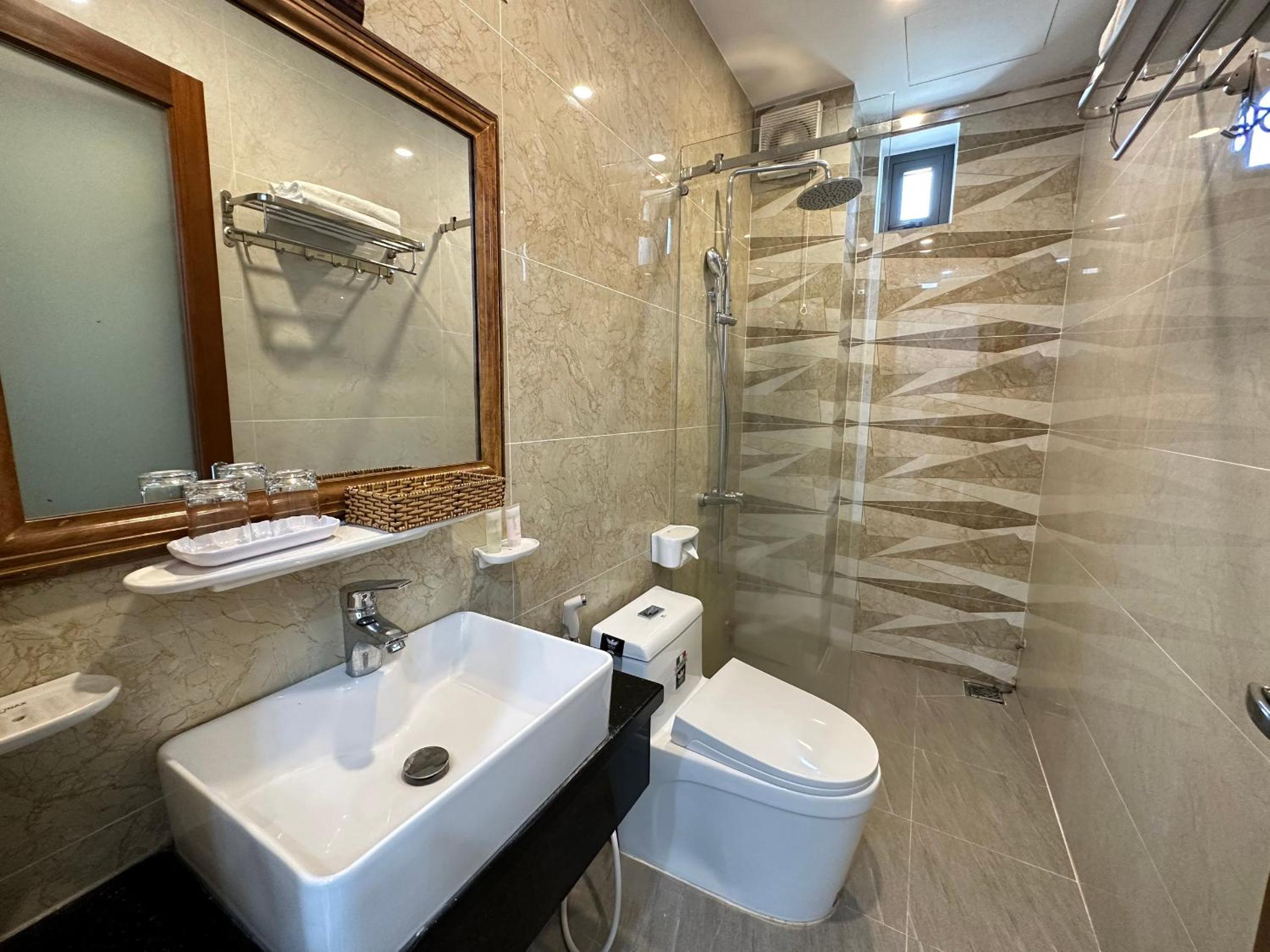 Deluxe Double Room - Photo 3