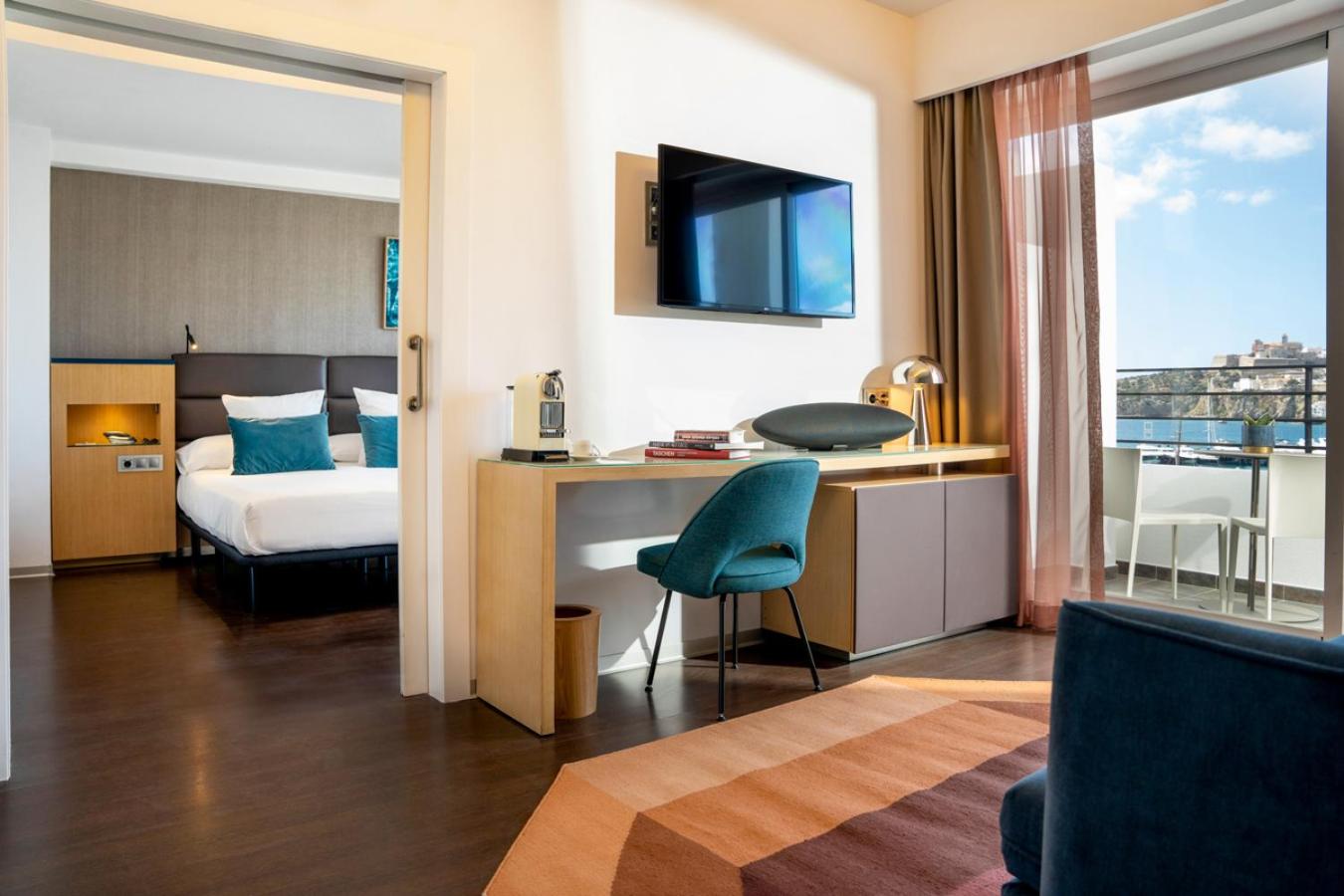 Suite con vista al mar y al casco antiguo