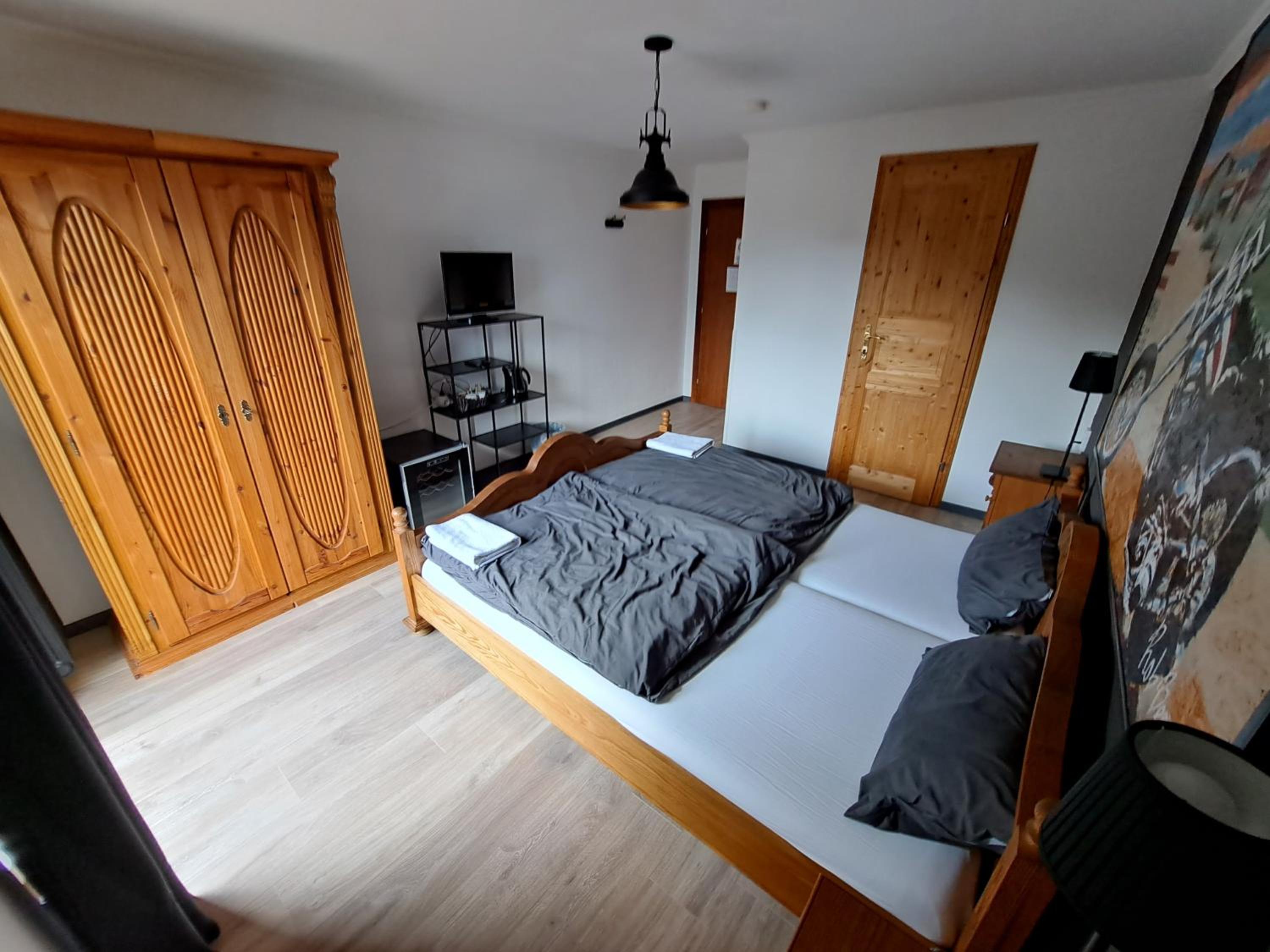 Double Room with Balcony photo 3