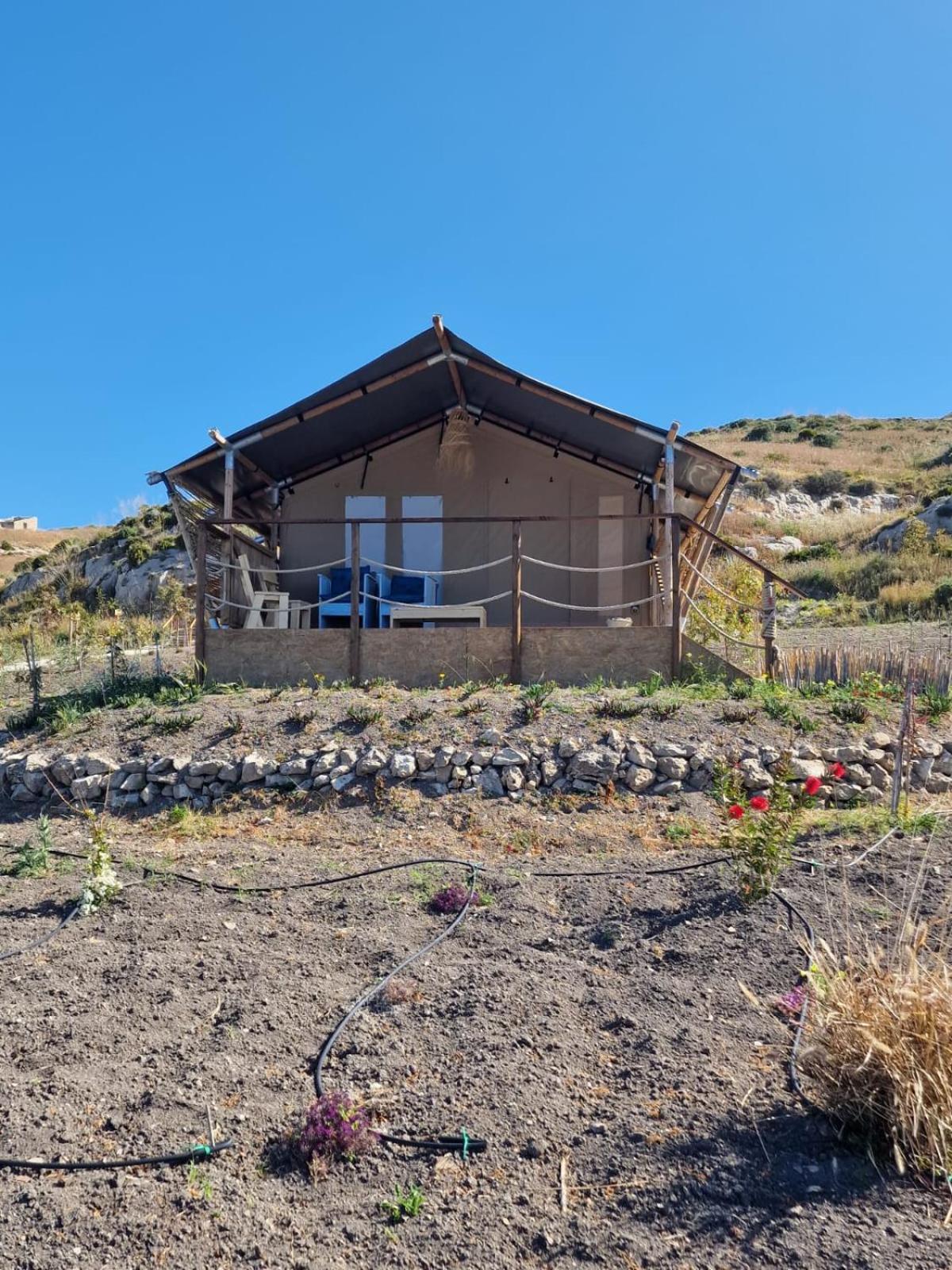 Tent - Photo 17