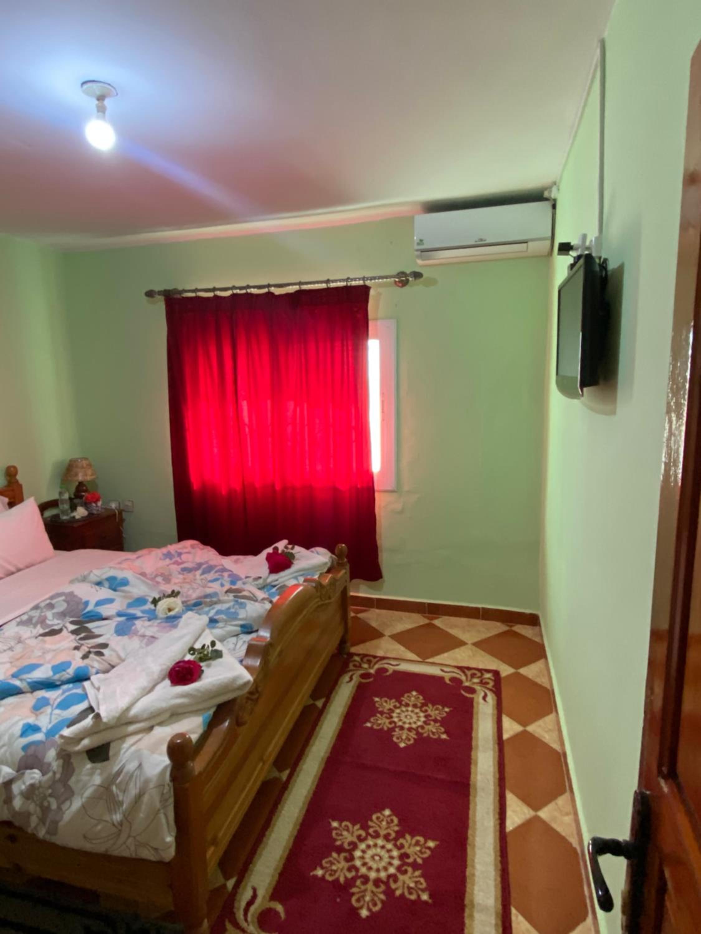 Double Room - Photo 6