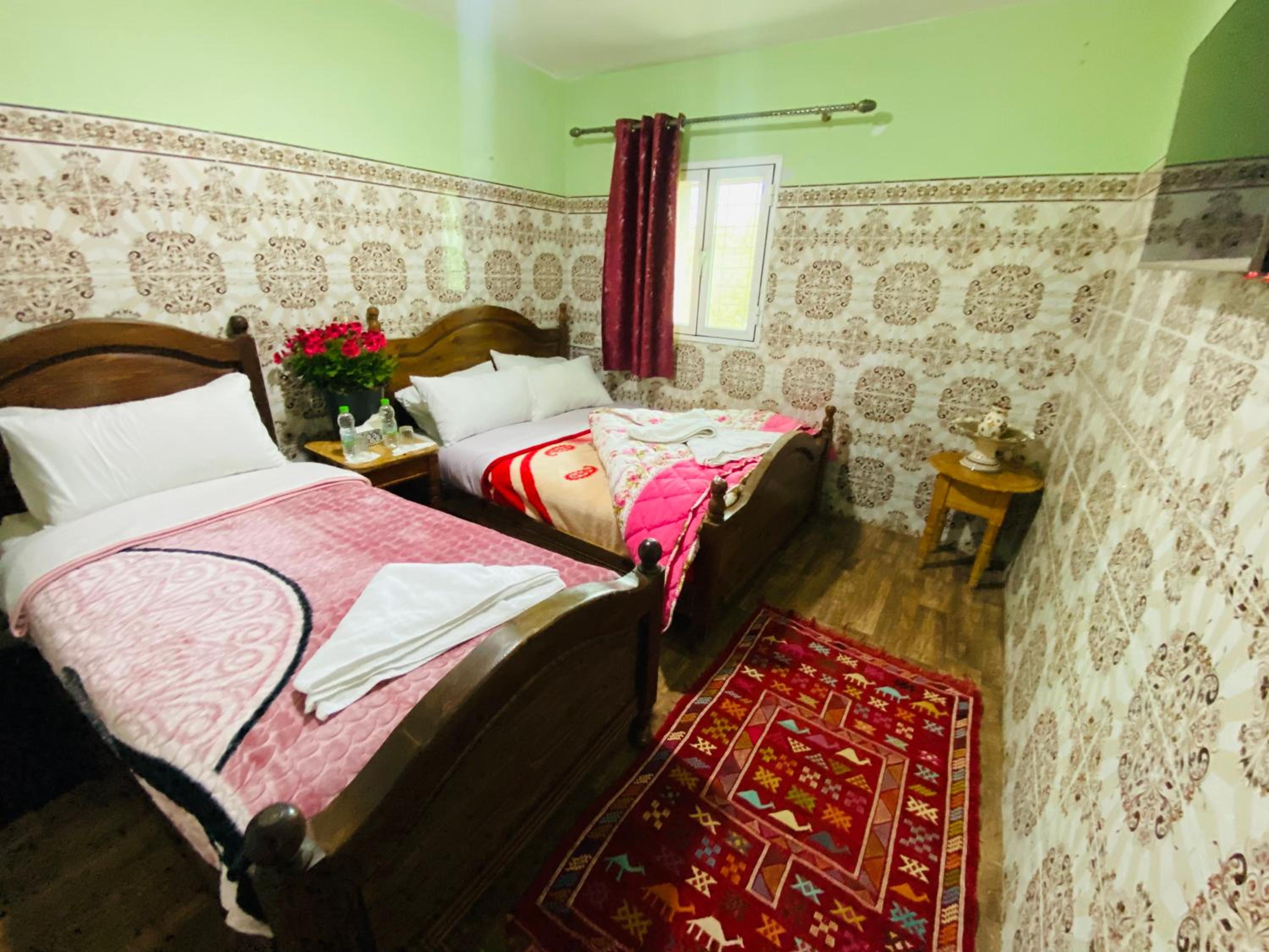 Triple Room - Photo 13