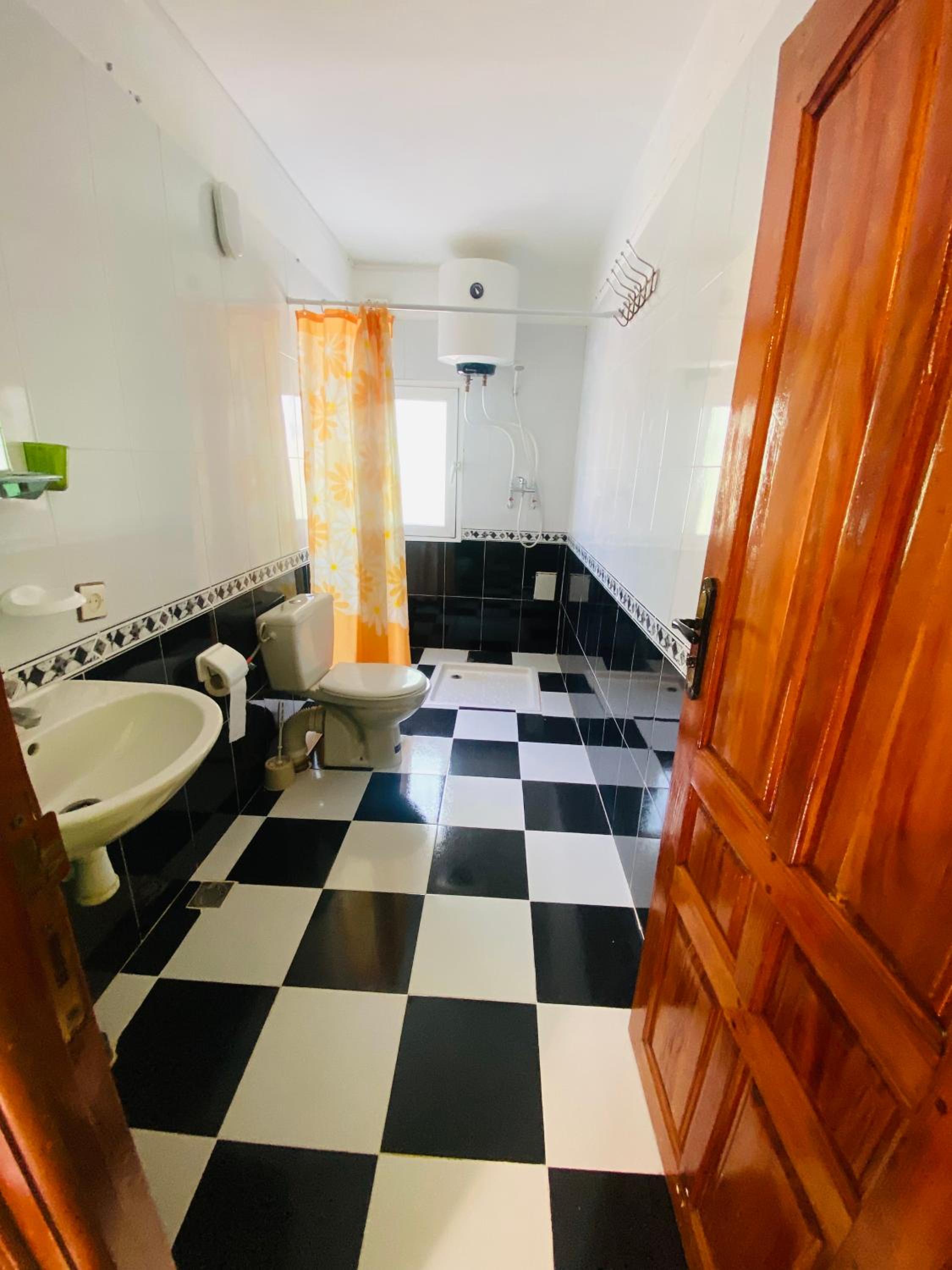 Triple Room - Photo 15