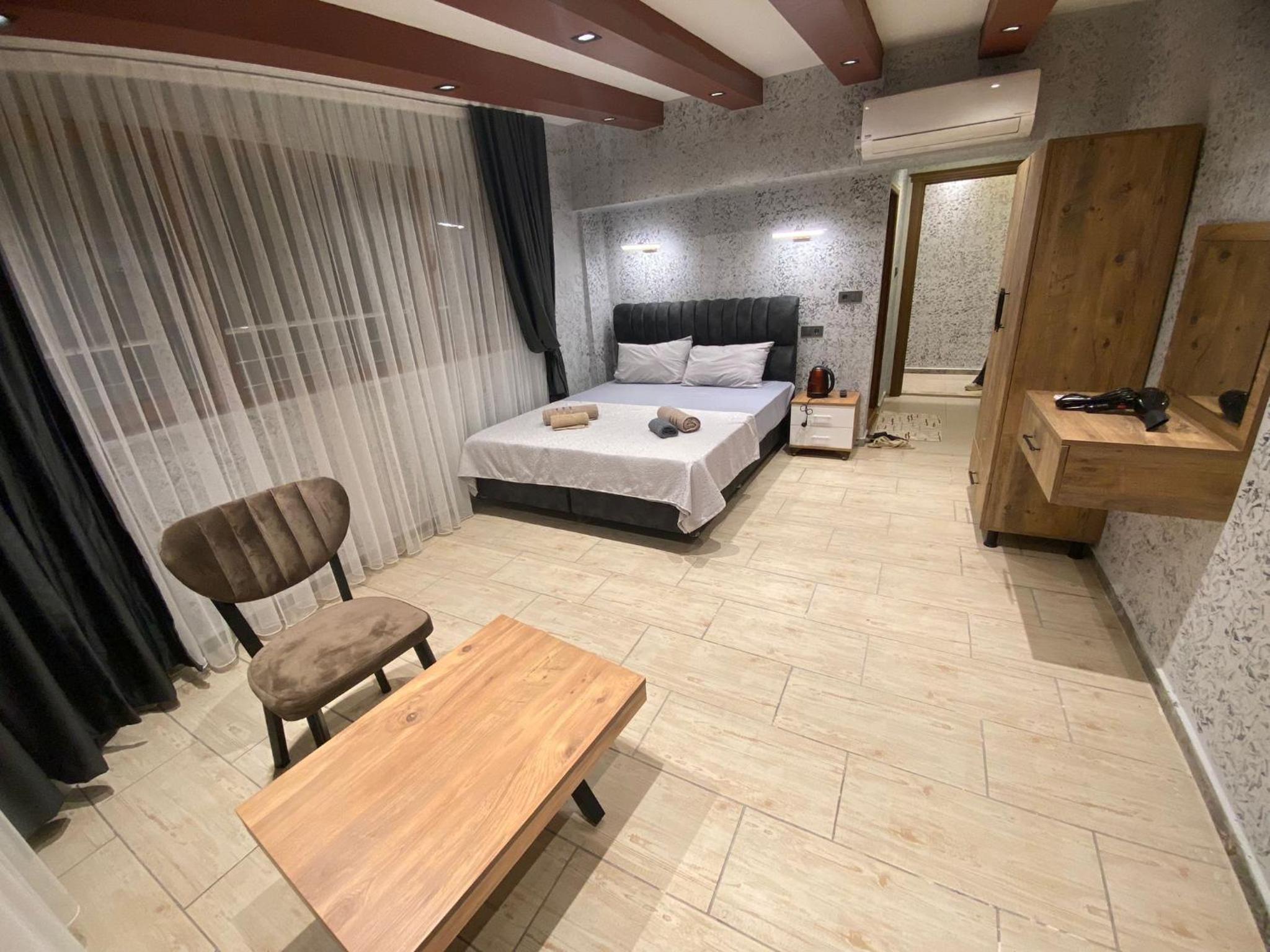 Quarto Duplo