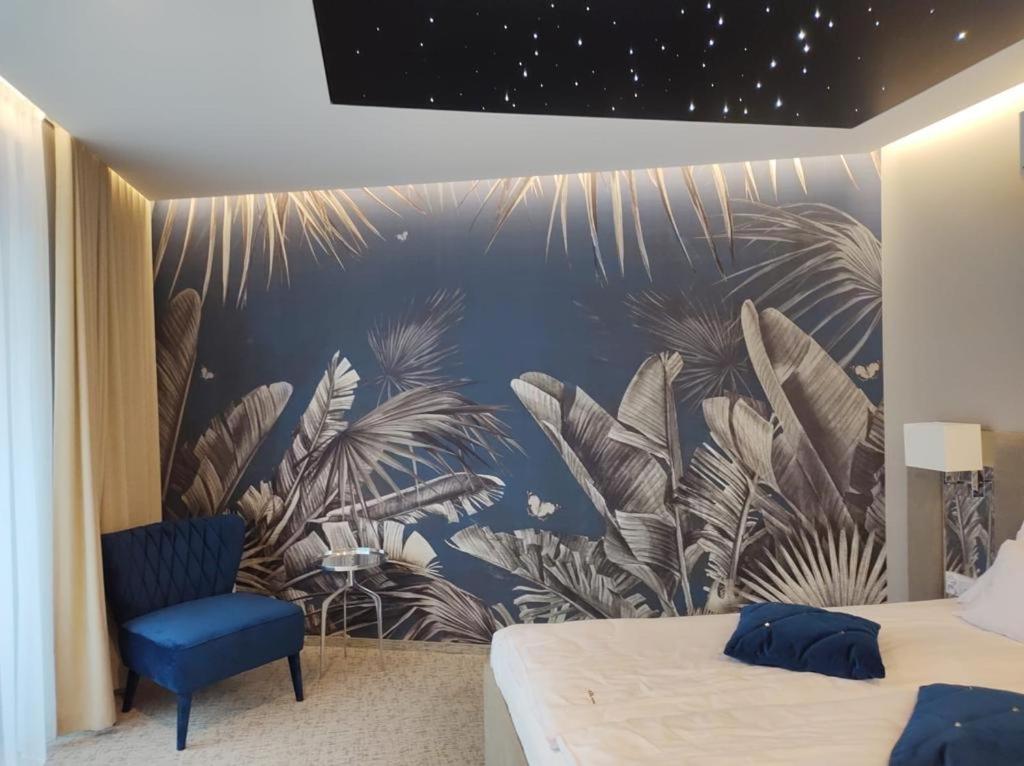Large Double Room photo 1