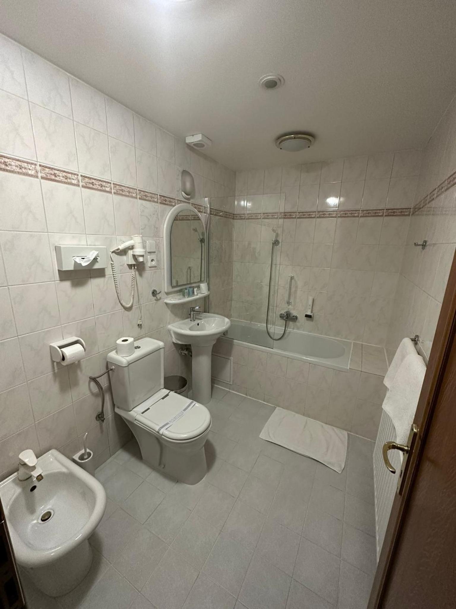 Apartment - Photo 4
