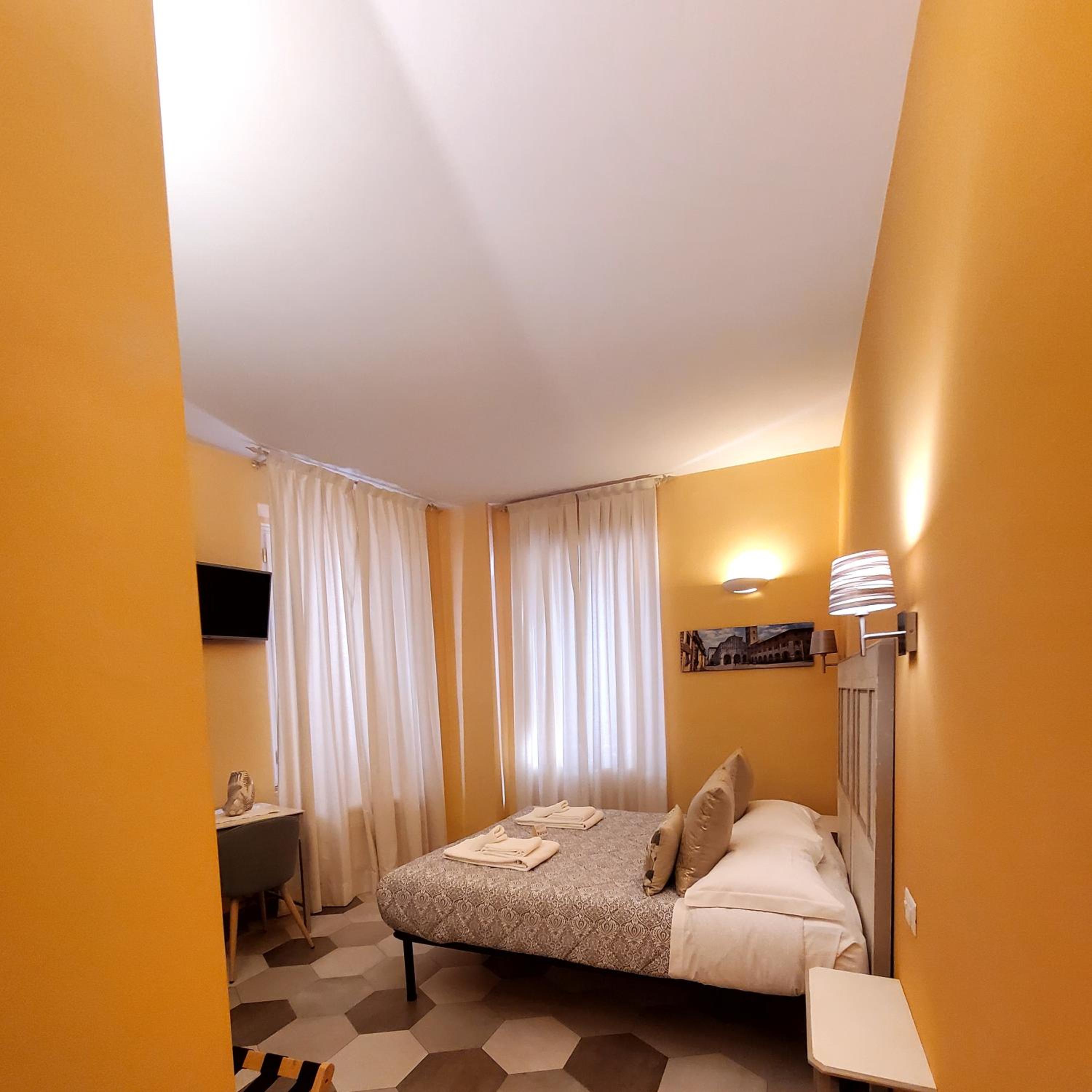 Deluxe Room - Photo 4