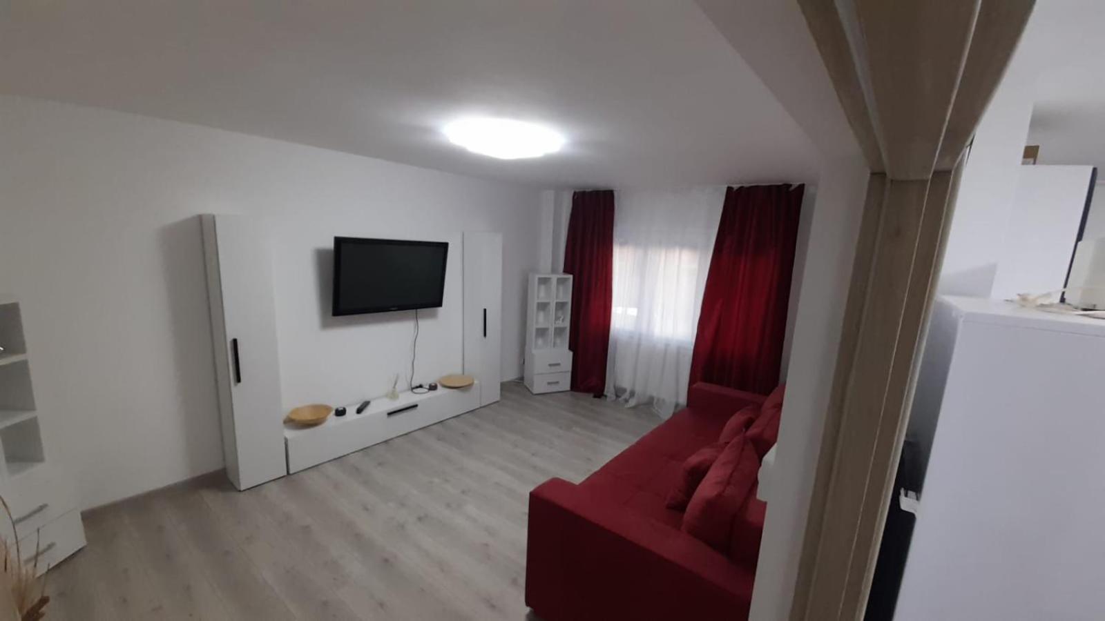 Two-Bedroom Apartment photo 2