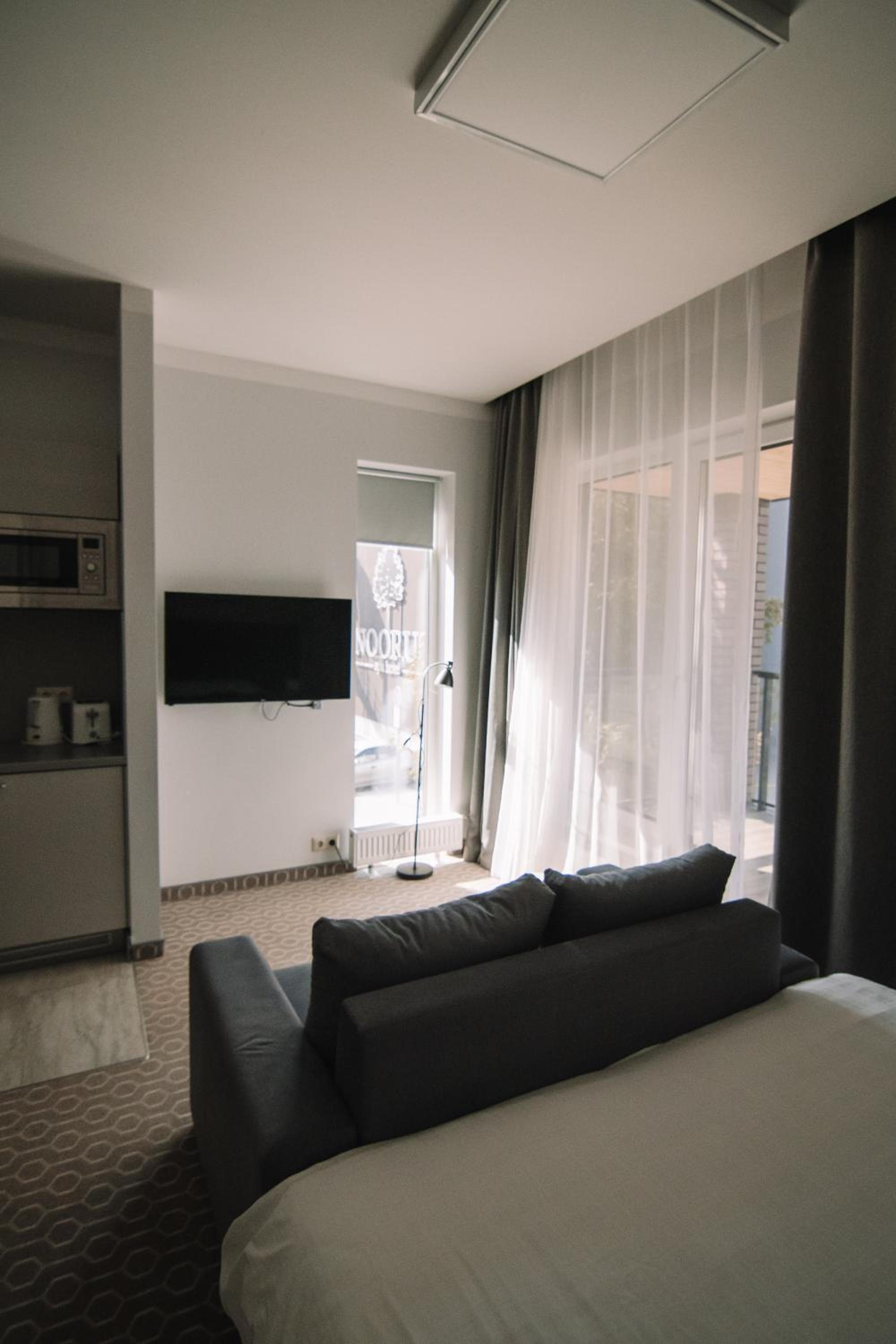 Apartment with Terrace photo 3
