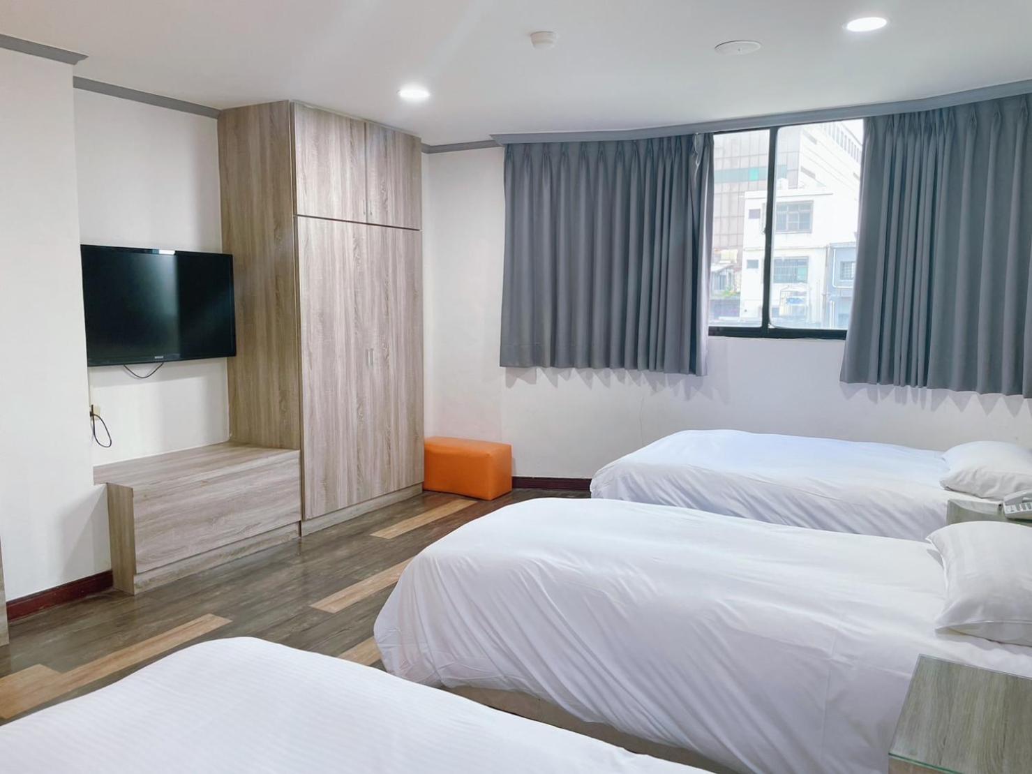 Triple Room with City View photo 2