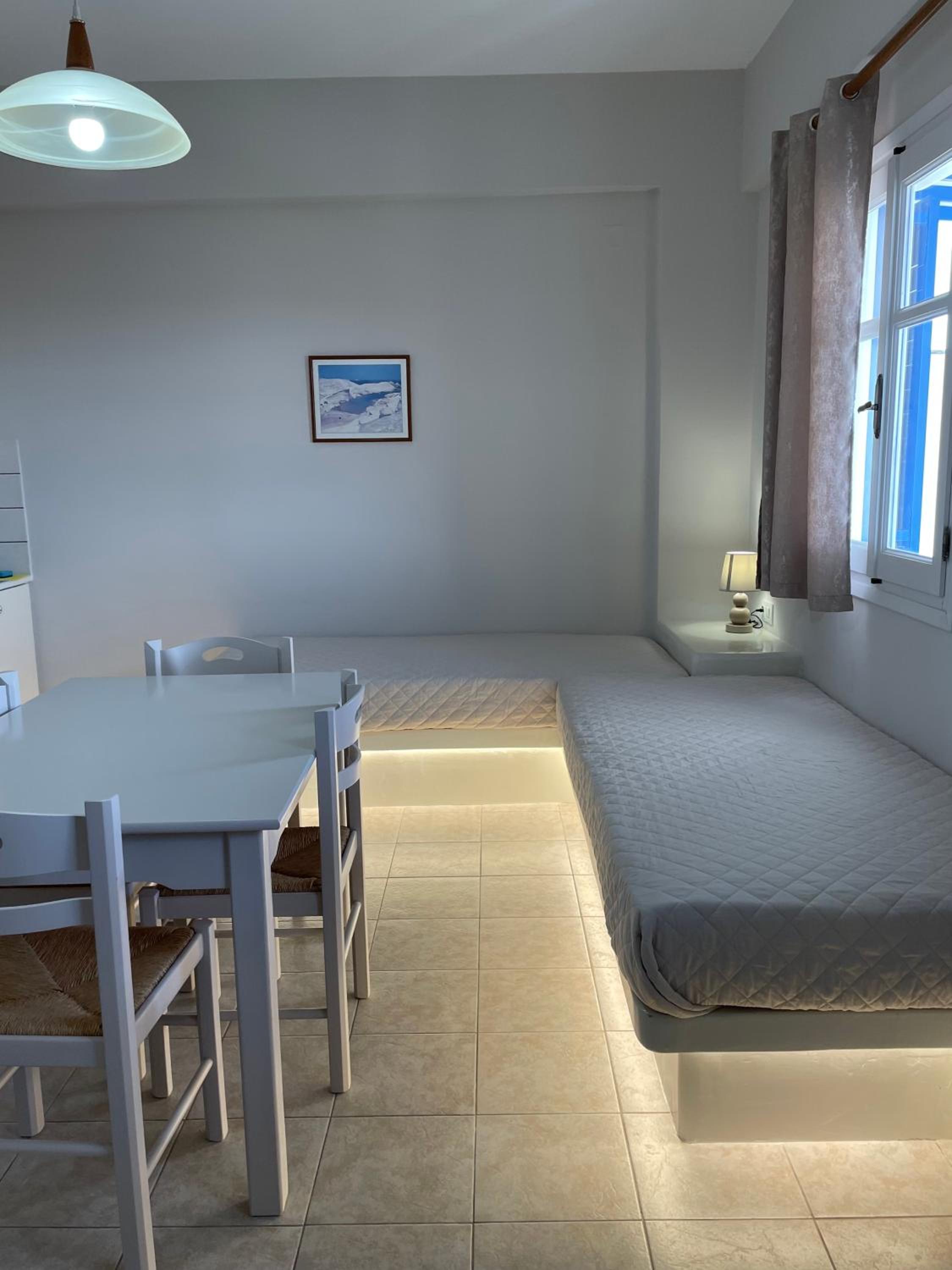 One-Bedroom Apartment with Sea View photo 3