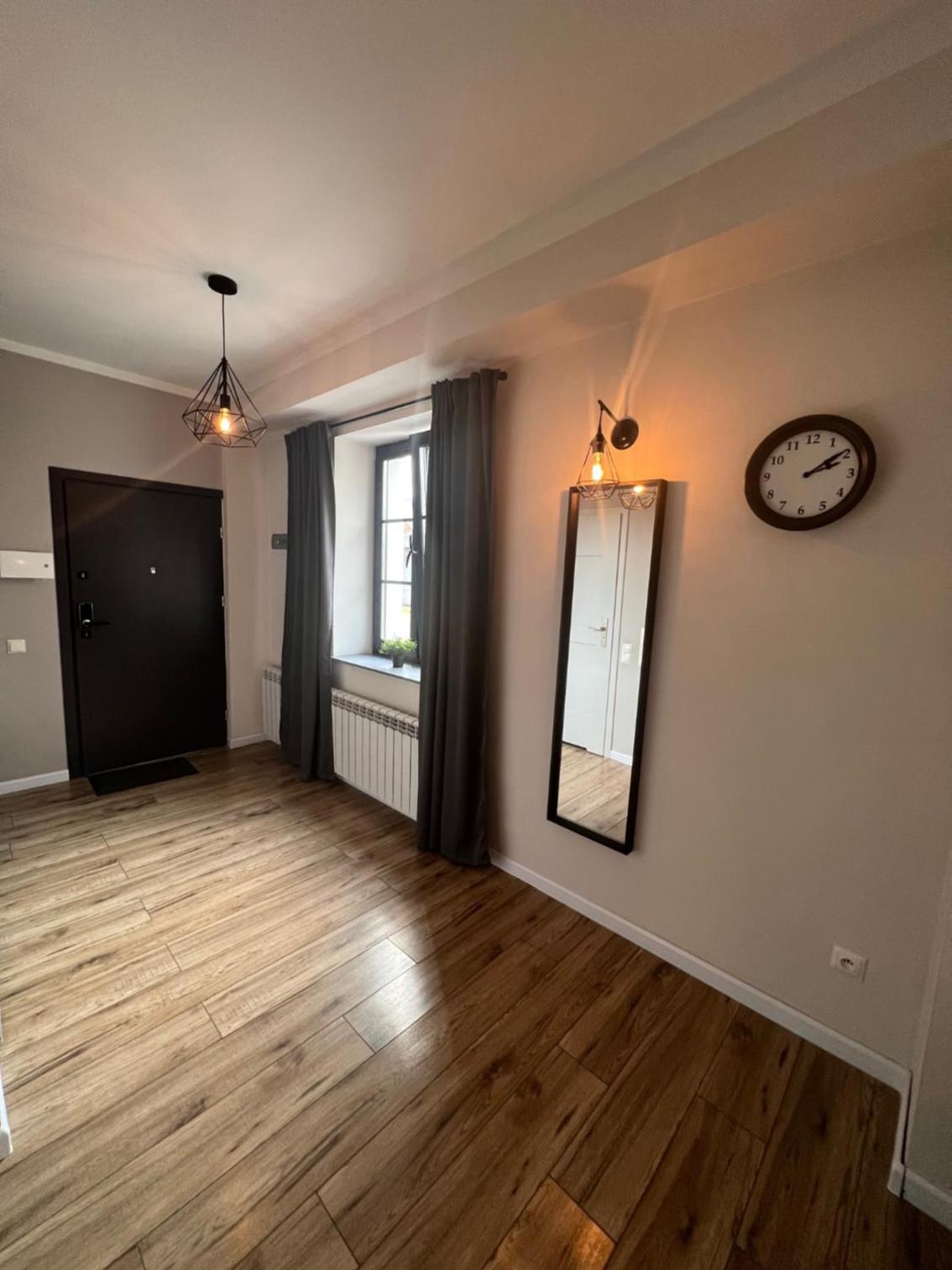 Studio Apartment photo 3