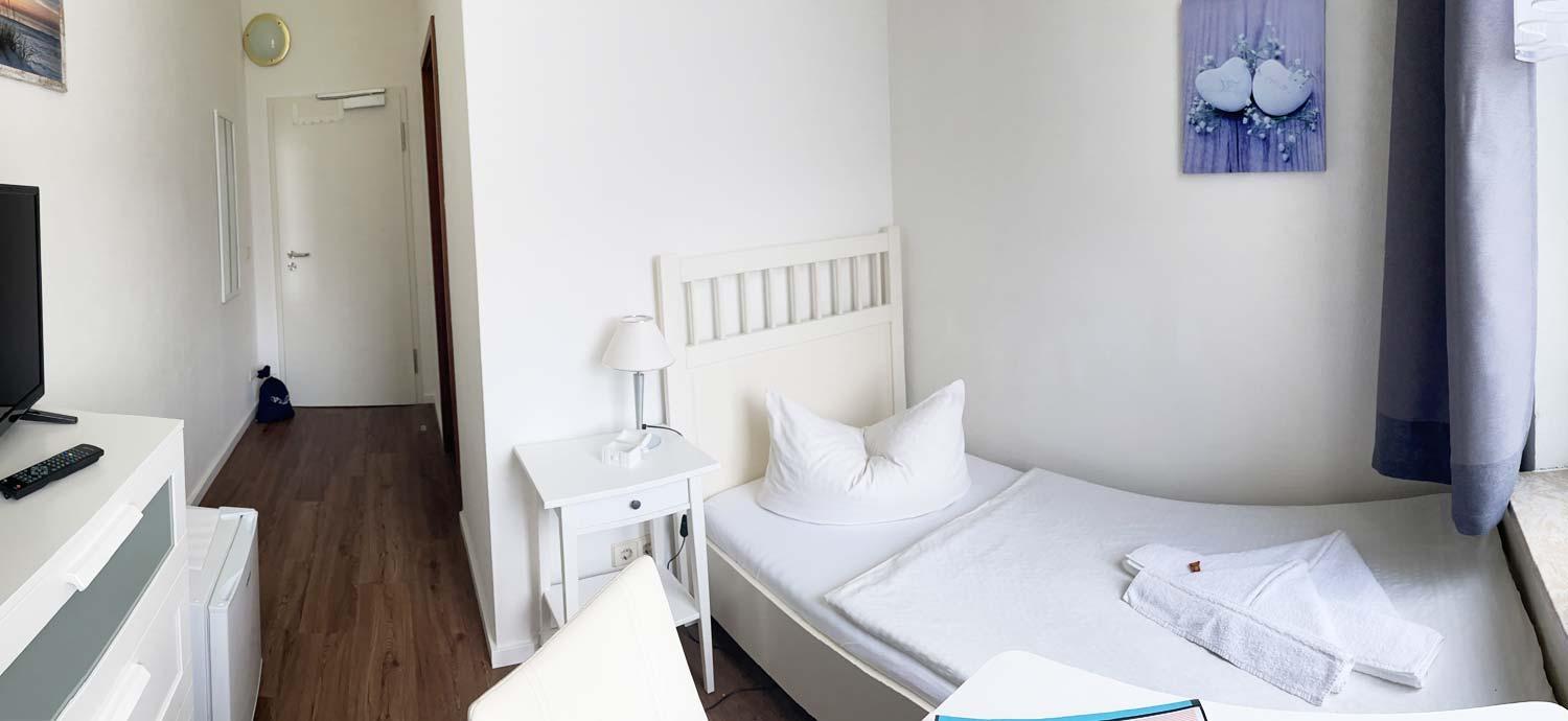 Single Room photo 2