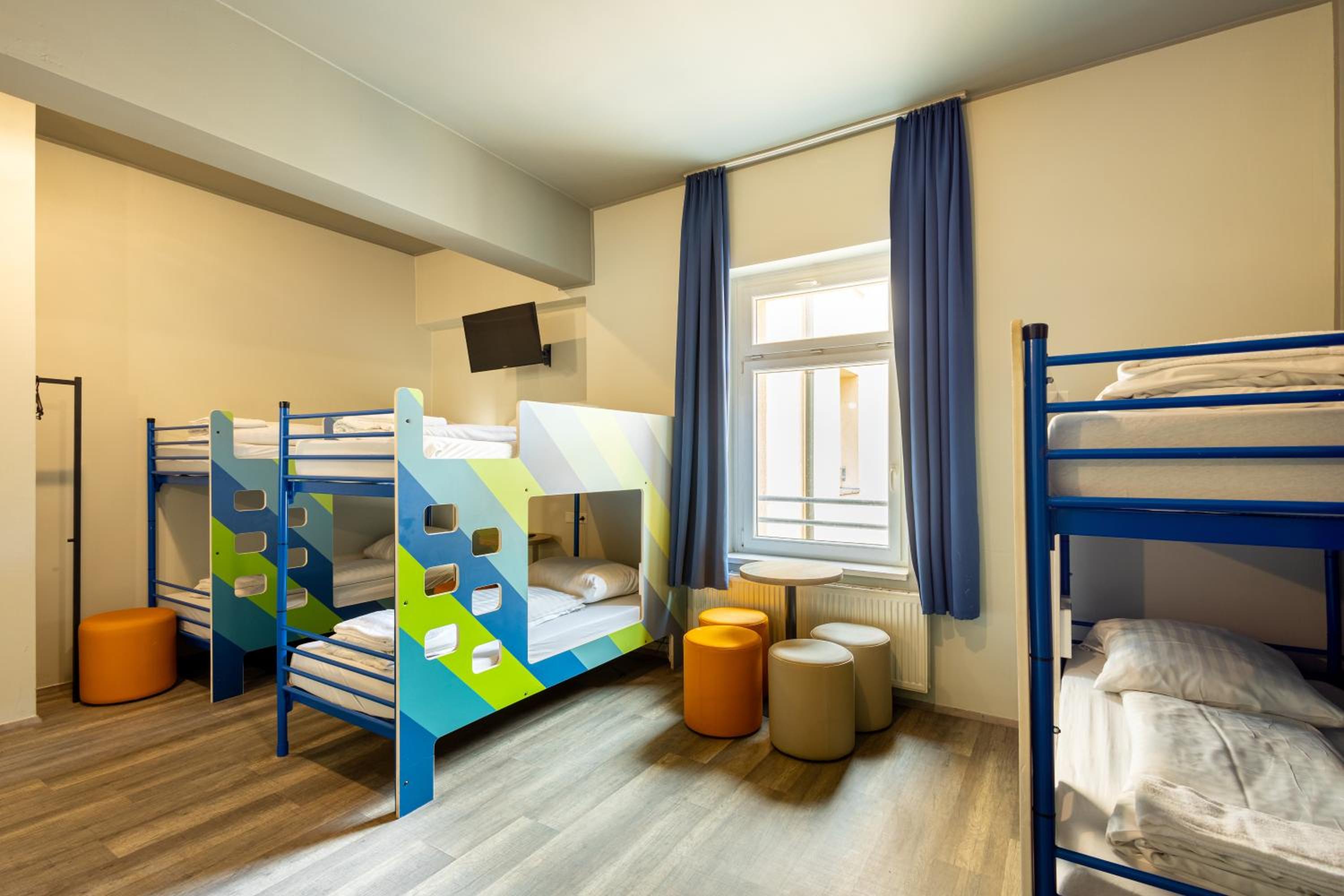 Bed in 8-Bed Dormitory Room photo 2