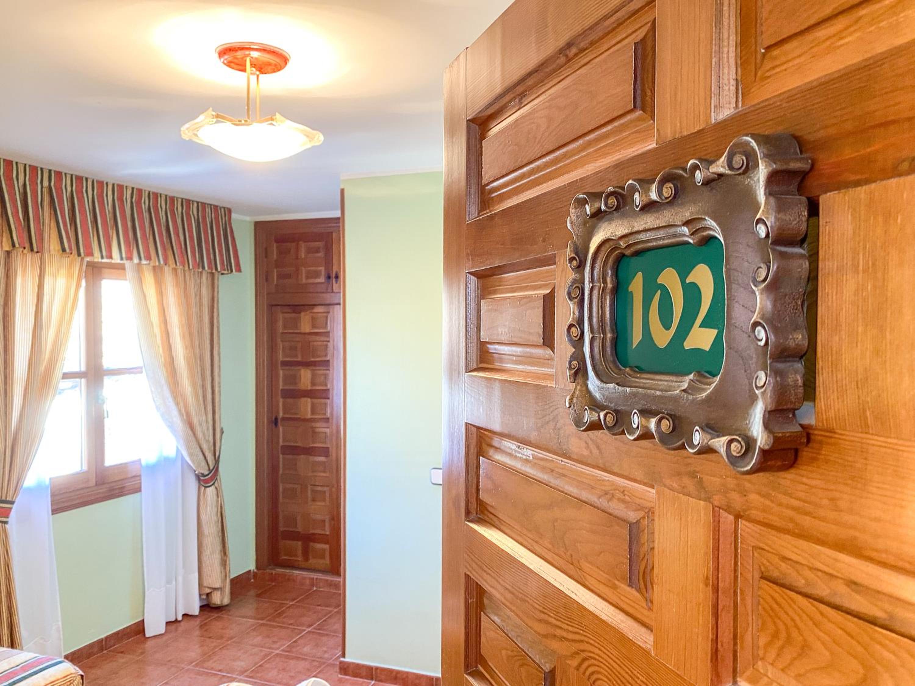 Habitación Doble con Baño