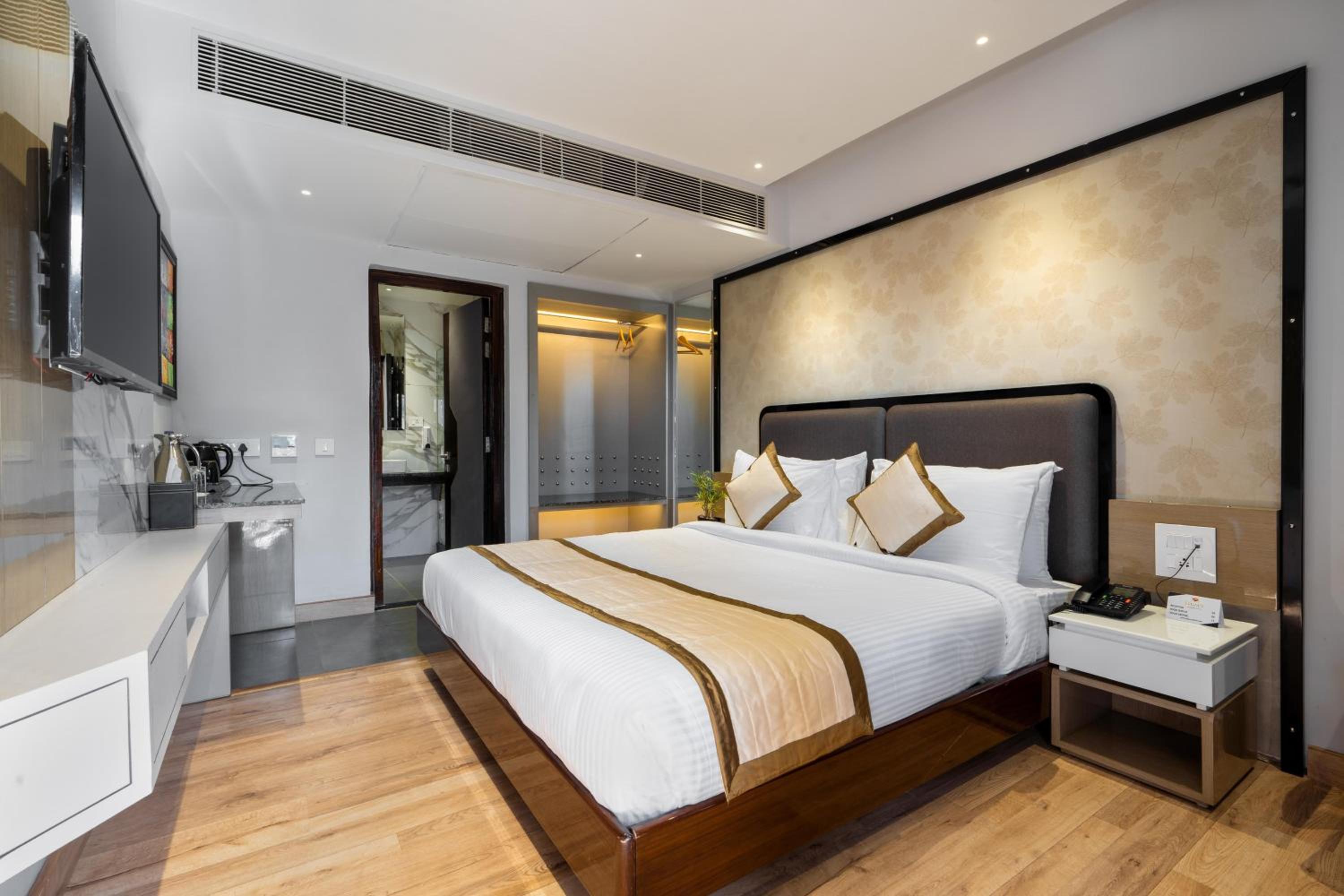 Premier Room - Photo 4