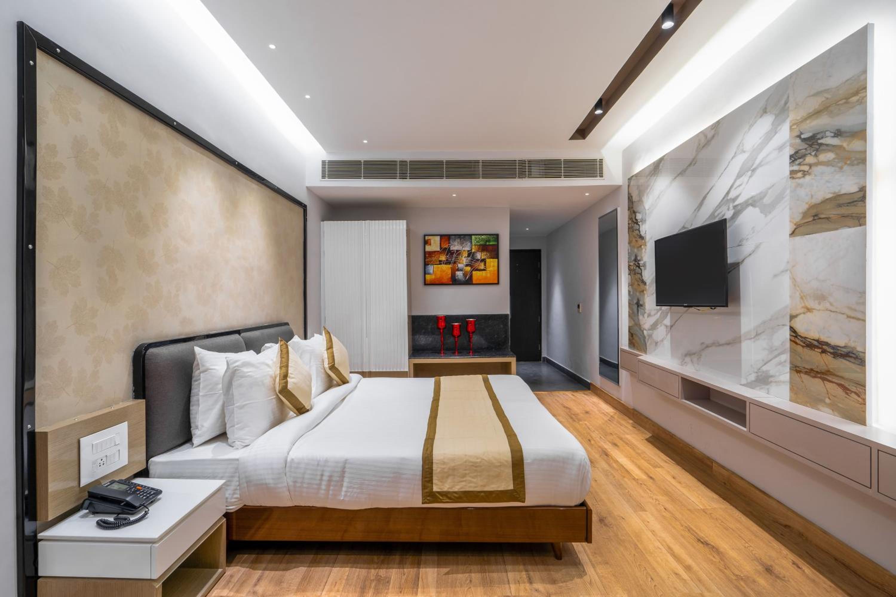Premier Room - Photo 5