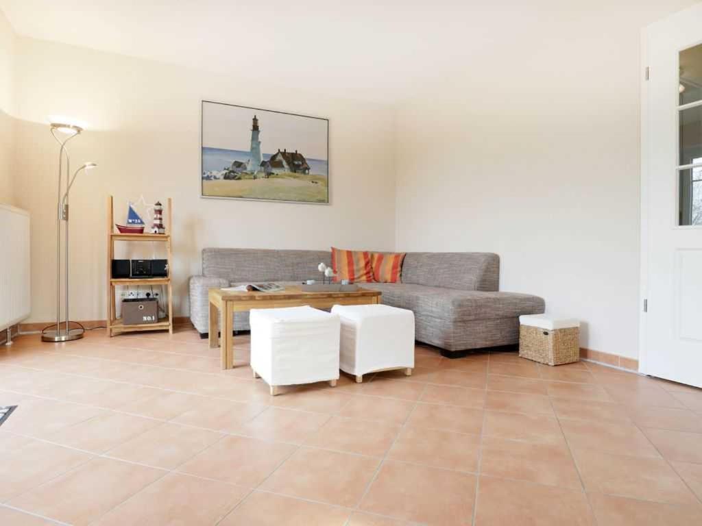 Three-Bedroom House photo 1