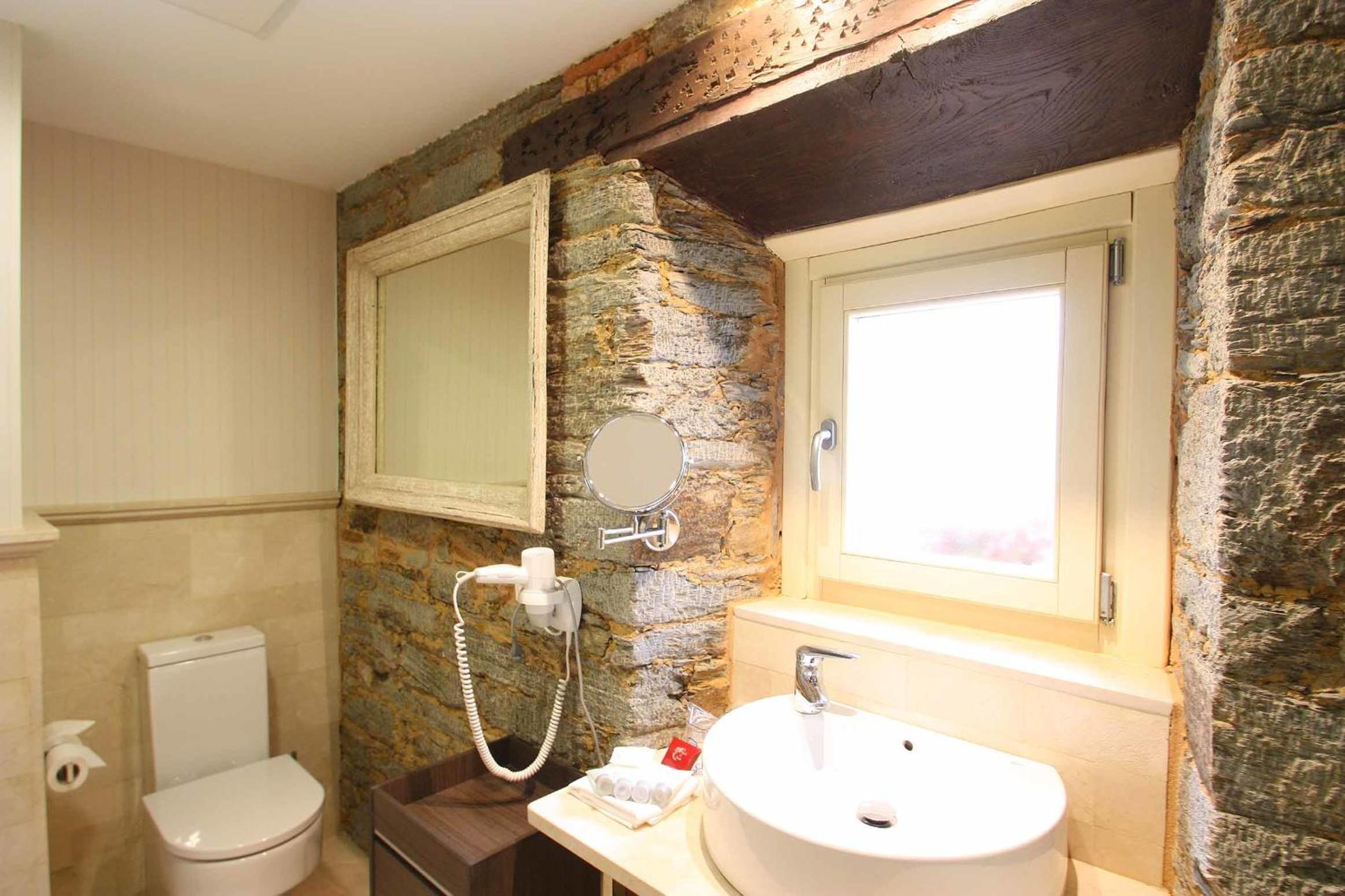 Classic Double or Twin Room photo 2