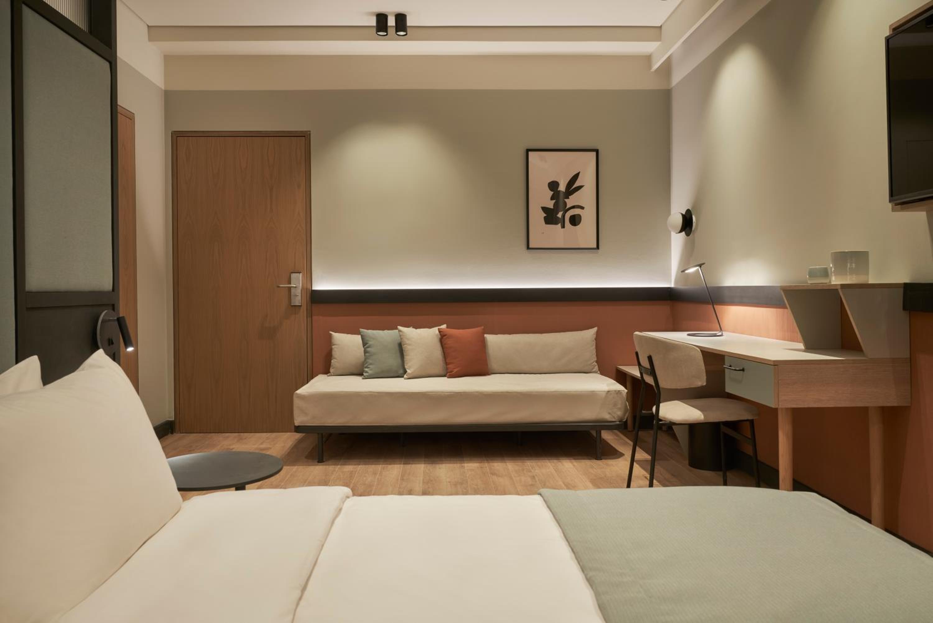 Superior Triple Room - Photo 1