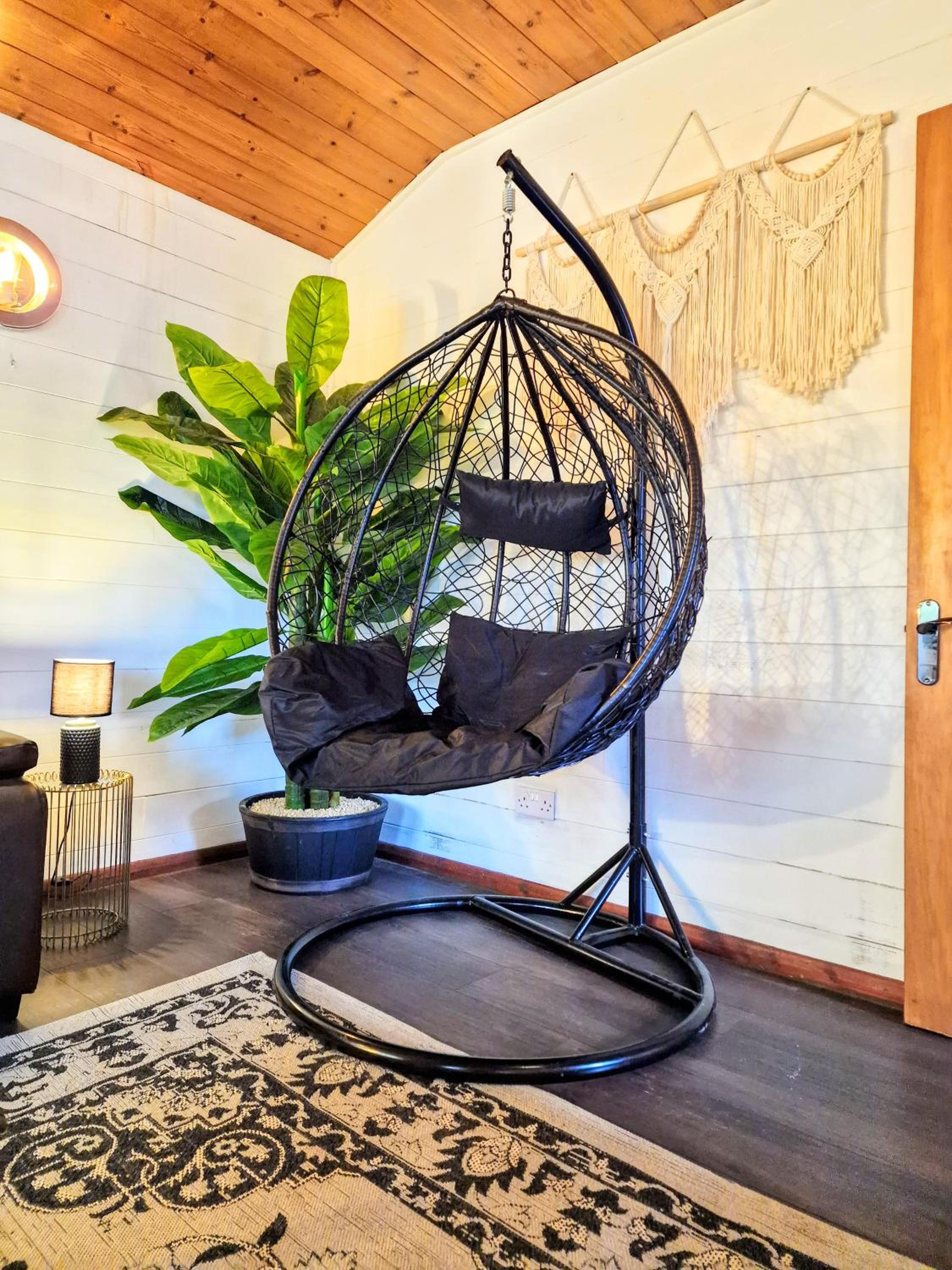 One-Bedroom House - Photo 19
