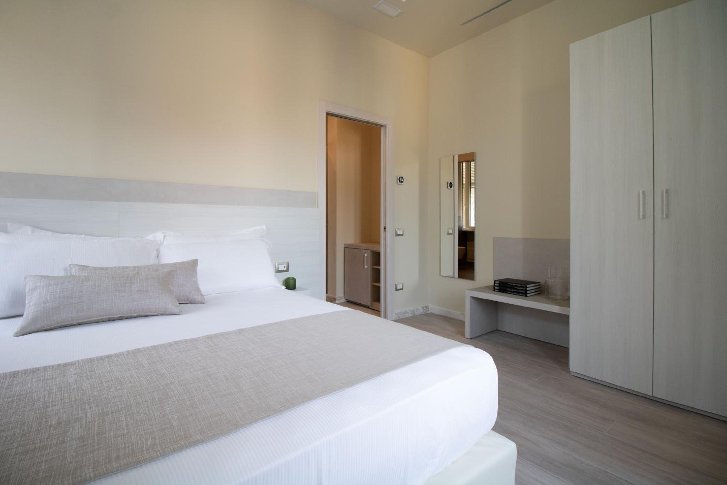 Superior Triple Room photo 2