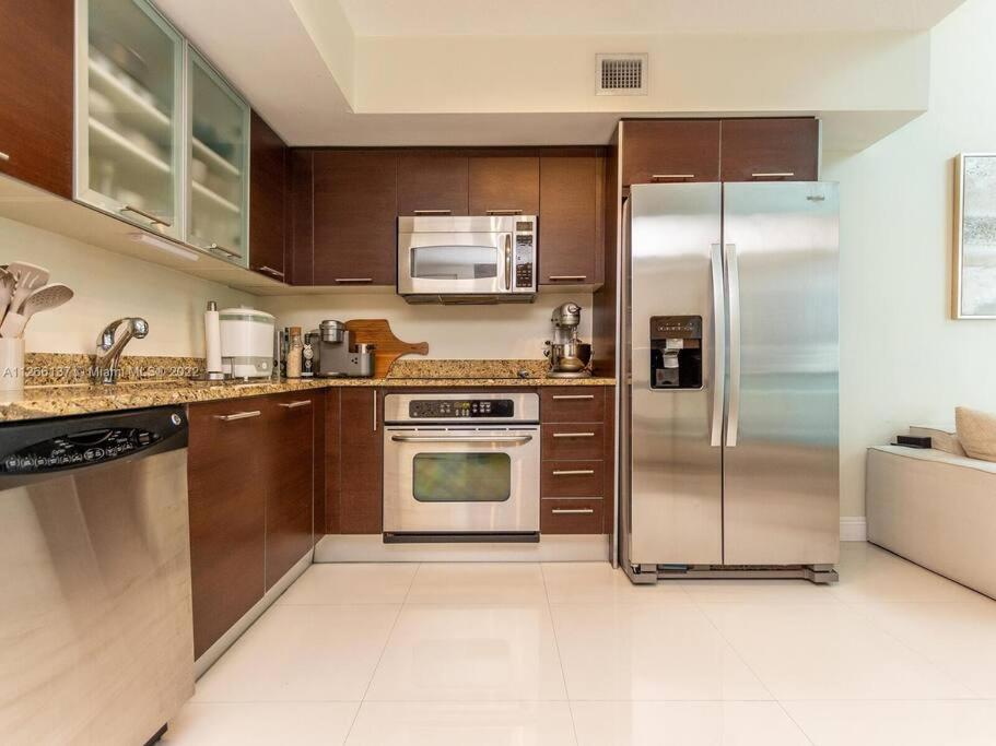 Two-Bedroom Apartment photo 2