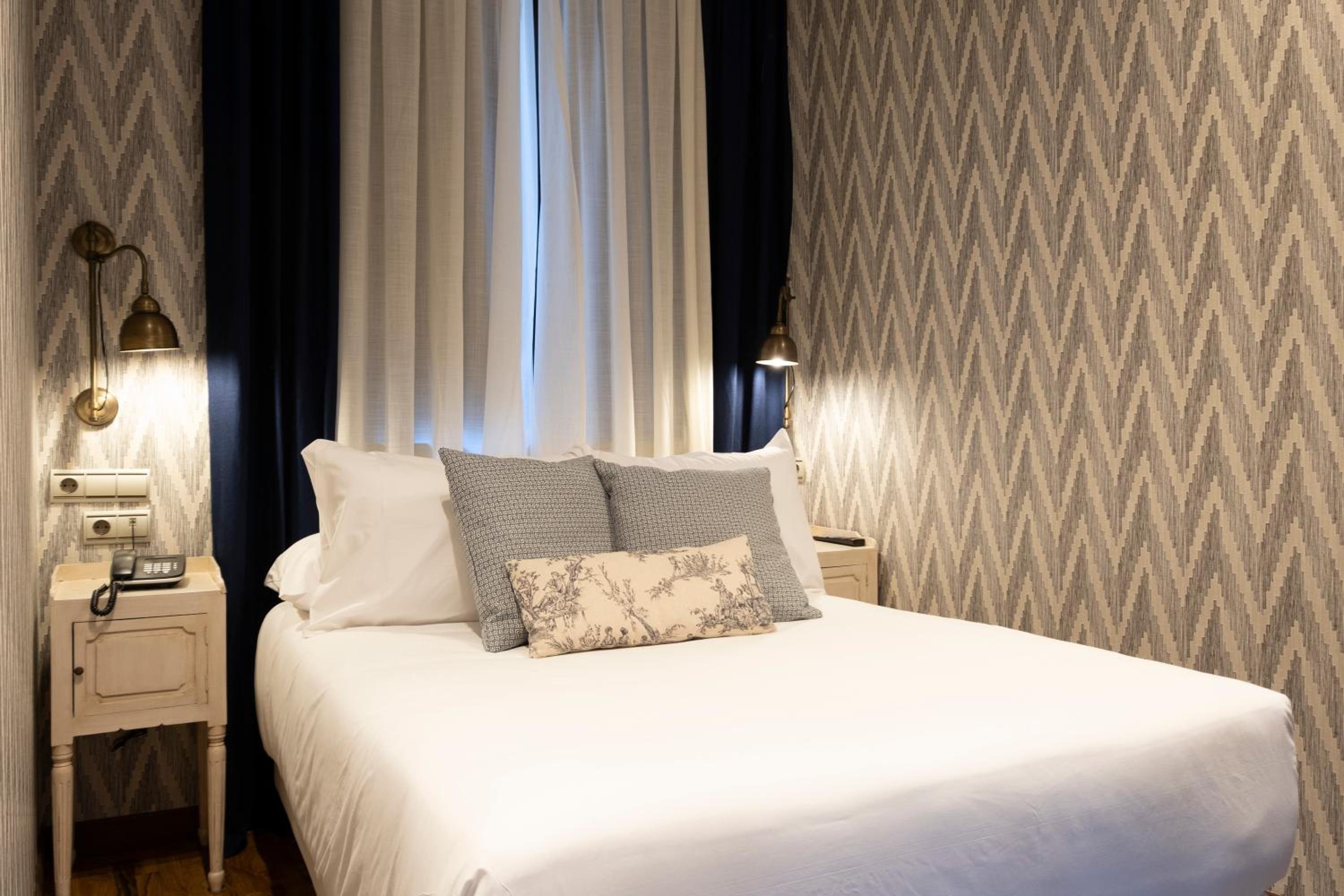 Single Room photo 3
