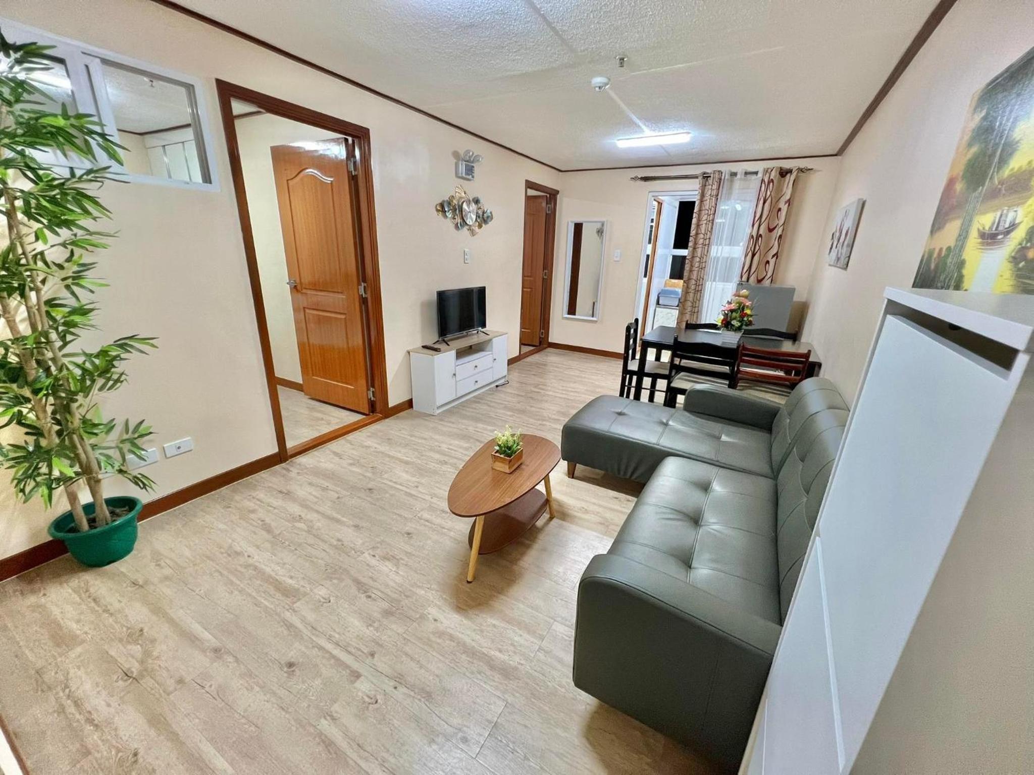 Two-Bedroom Apartment - Photo 7