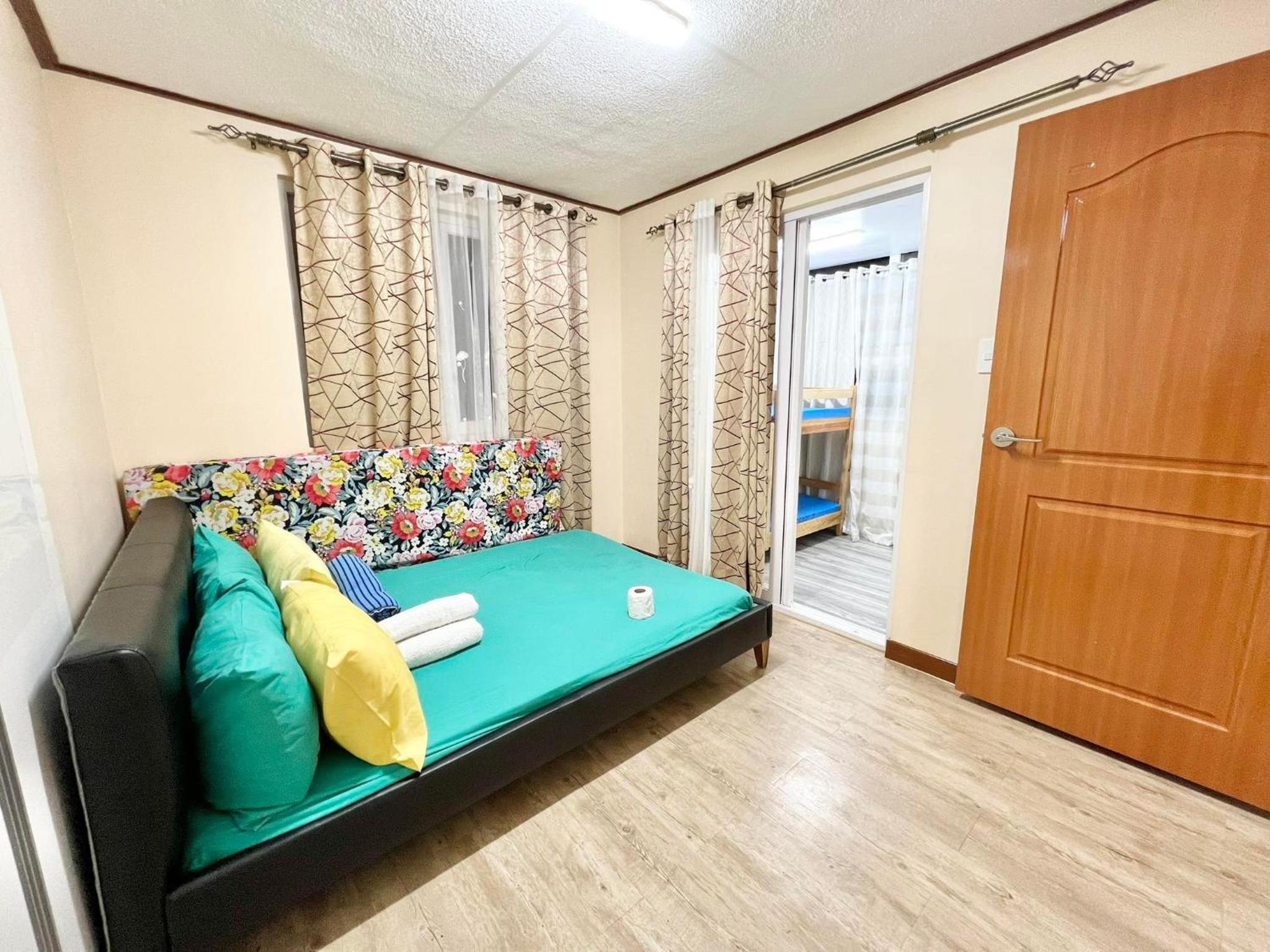 Two-Bedroom Apartment - Photo 3