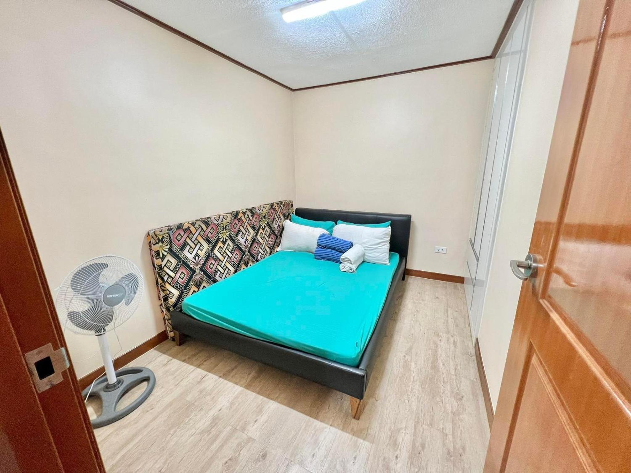 Two-Bedroom Apartment - Photo 41