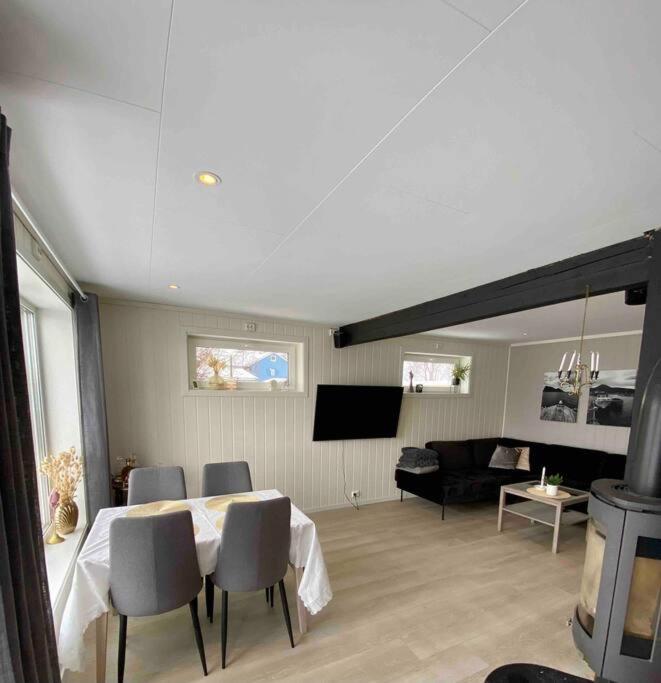 Two-Bedroom House photo 1