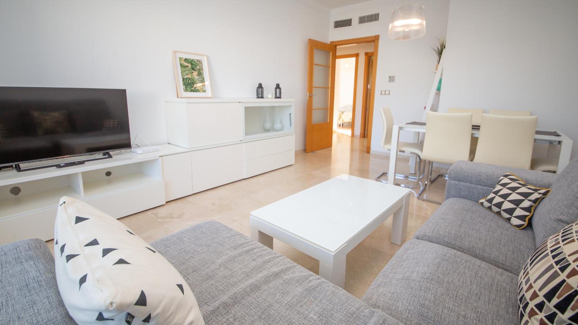 Apartamento con Balcón