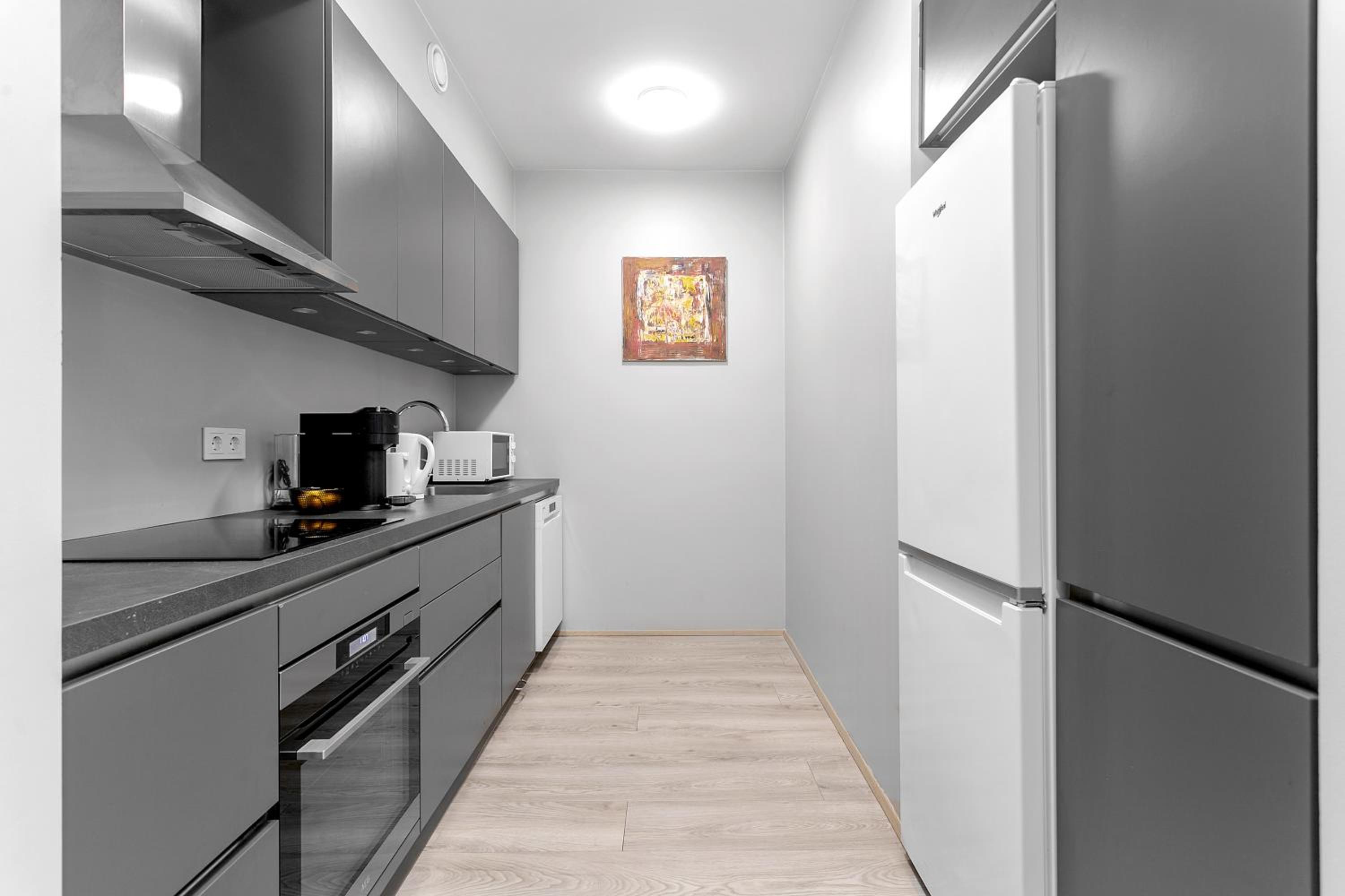 Apartment - Photo 2