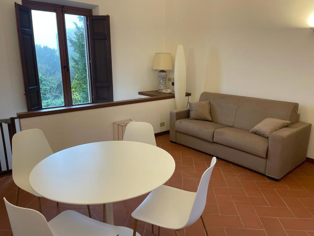 Apartment photo 2