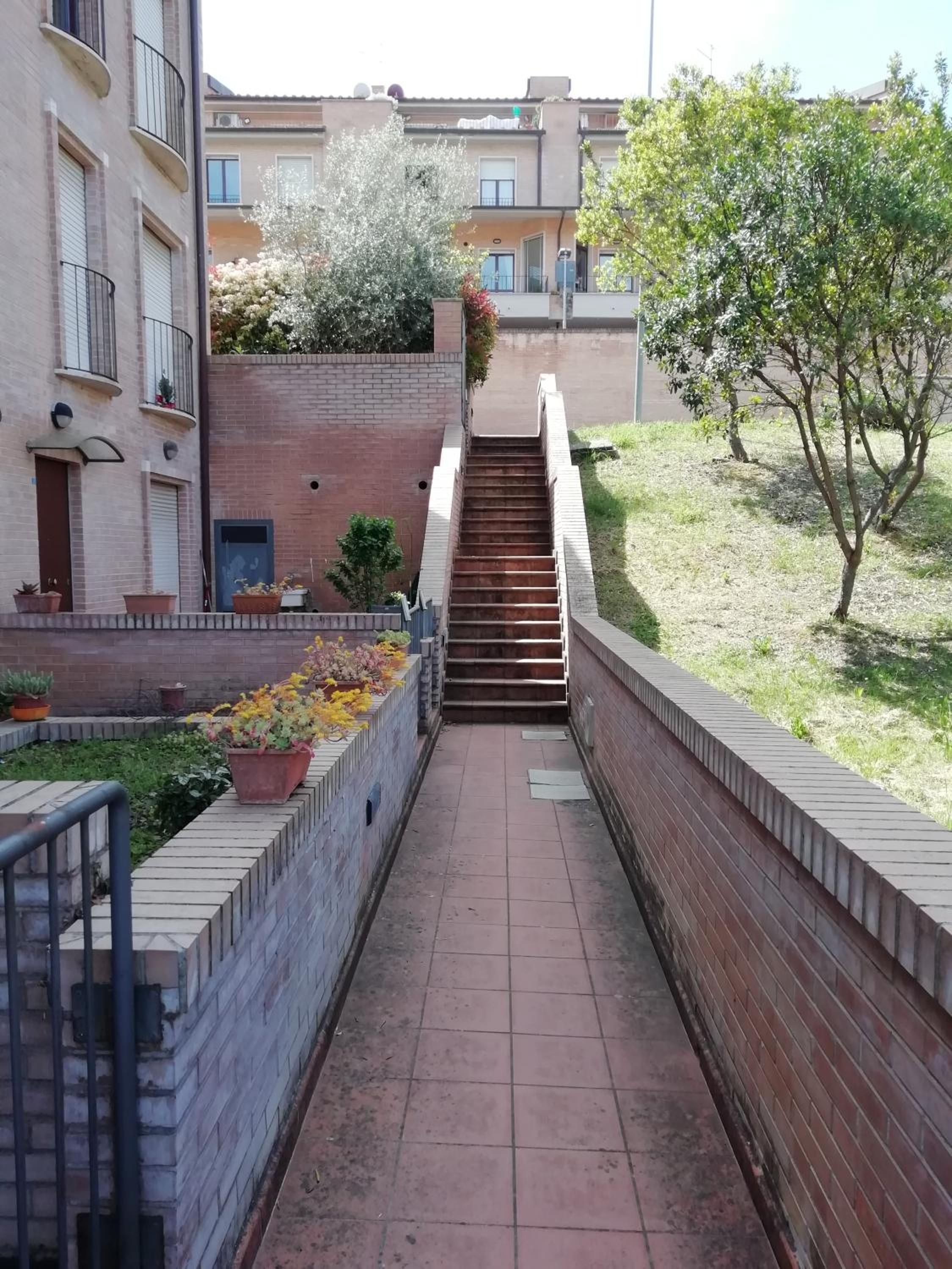 Apartment with Terrace - Photo 50