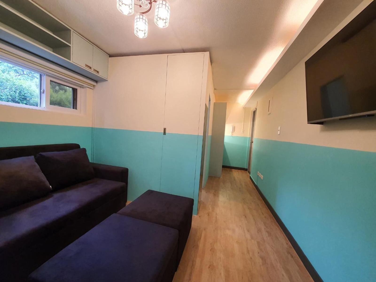 One-Bedroom Apartment - Photo 12
