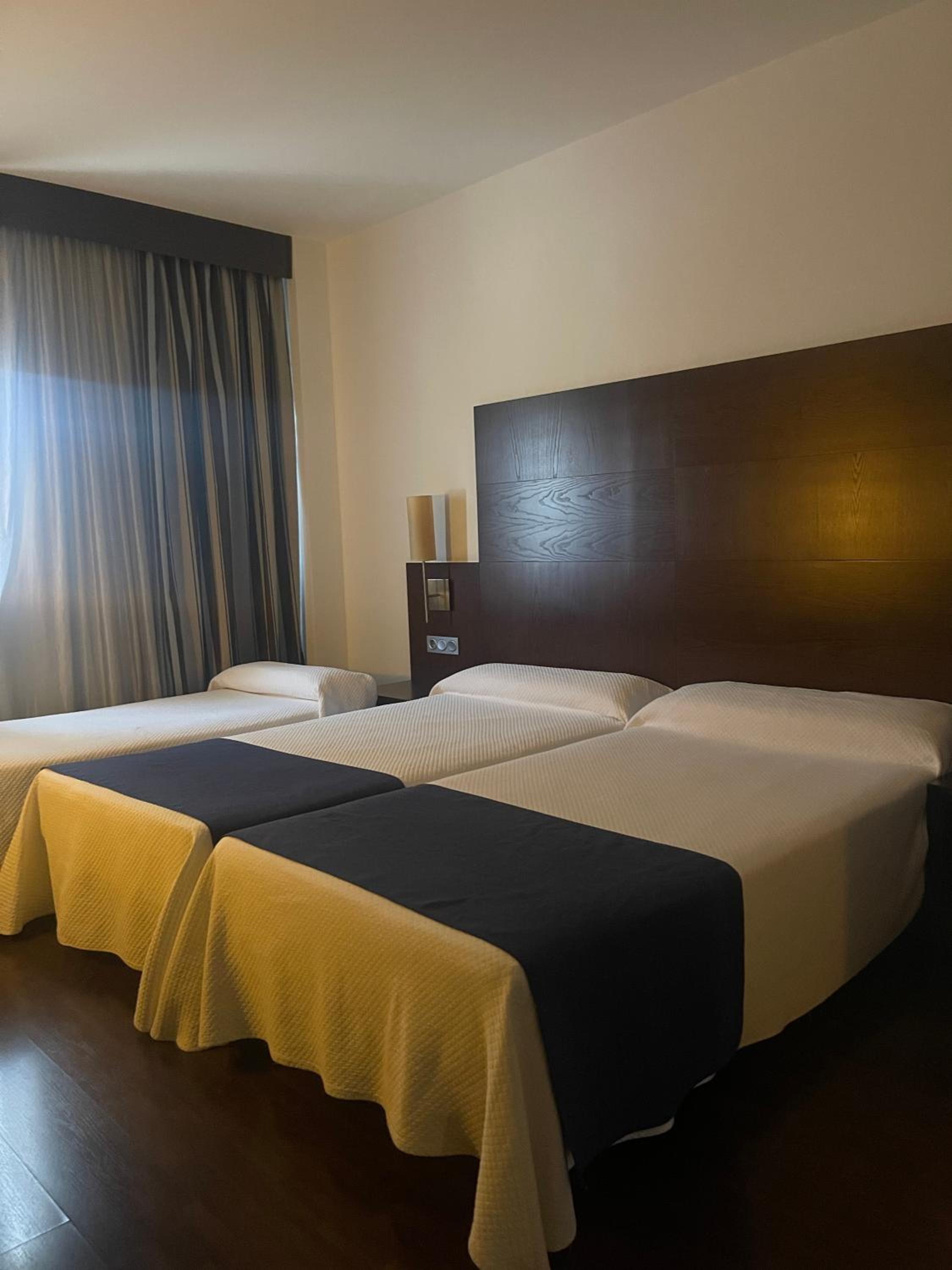 Habitación Doble con Cama Extra