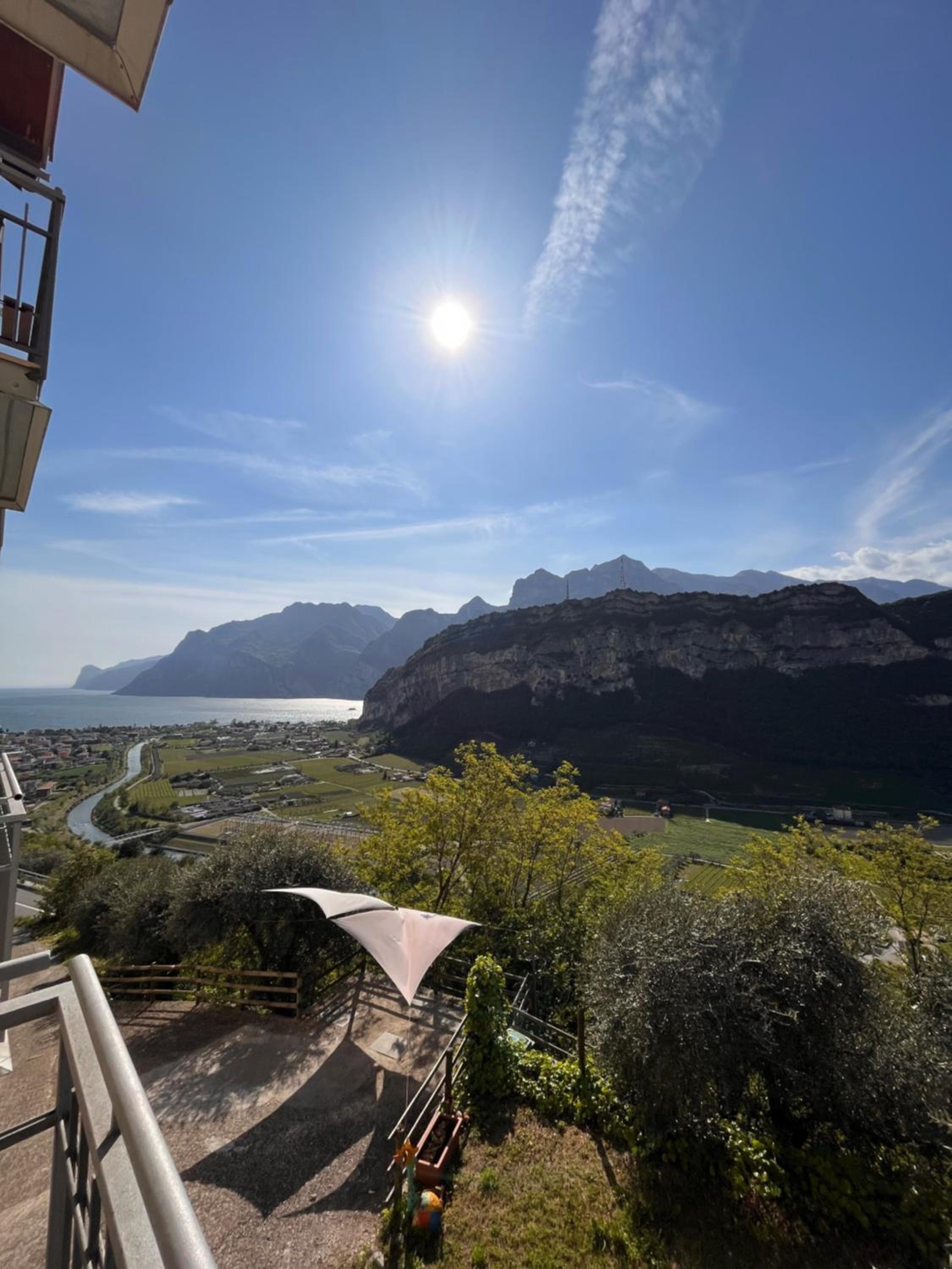 Double Room with Lake View - Photo 5