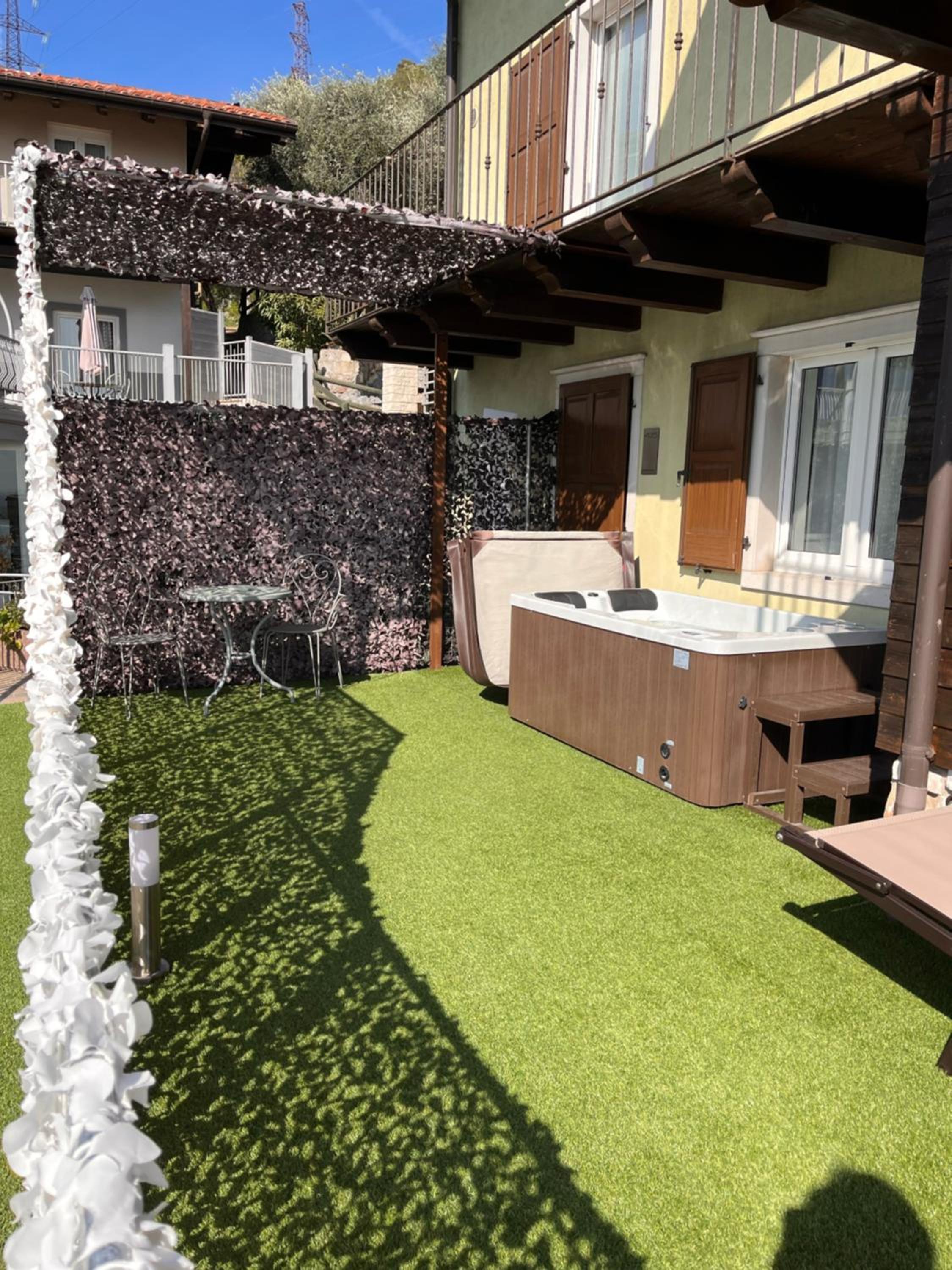 Superior Double Room with External Spa Bath - Photo 3