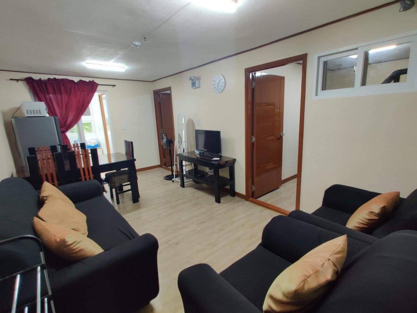 Two-Bedroom Apartment - Photo 11
