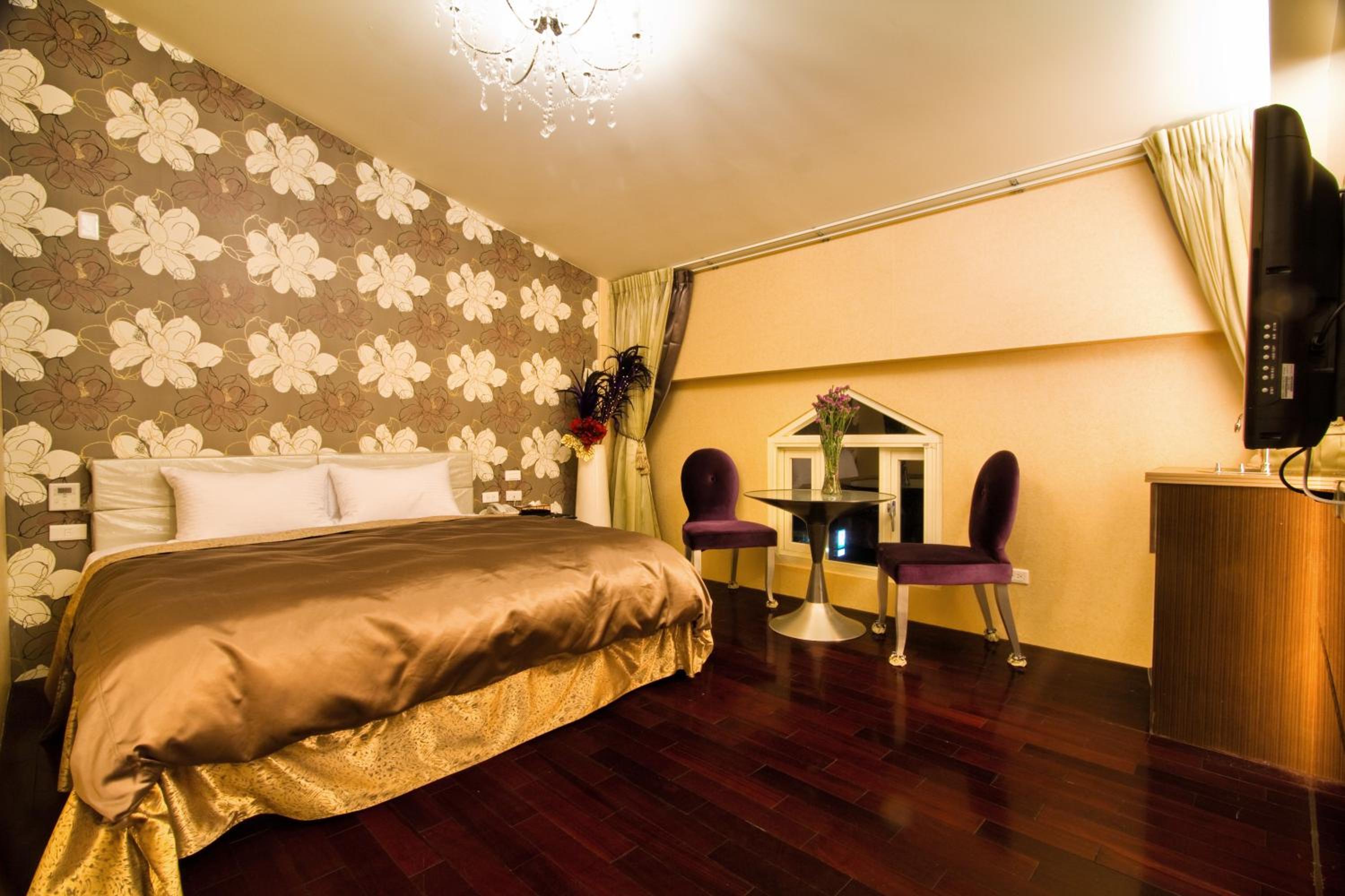 Superior Double or Twin Room photo 2