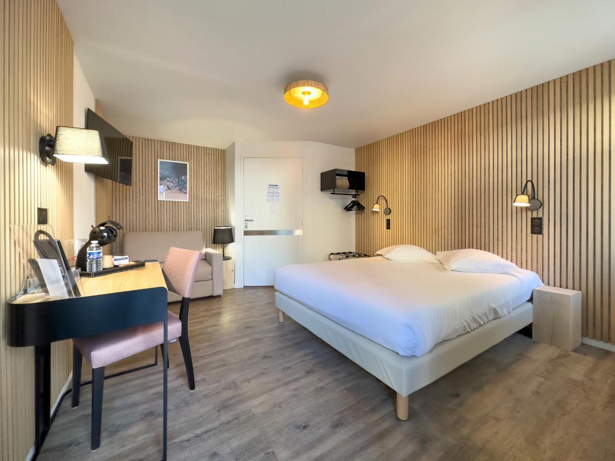 Standard Double Room - Disability Access photo 1