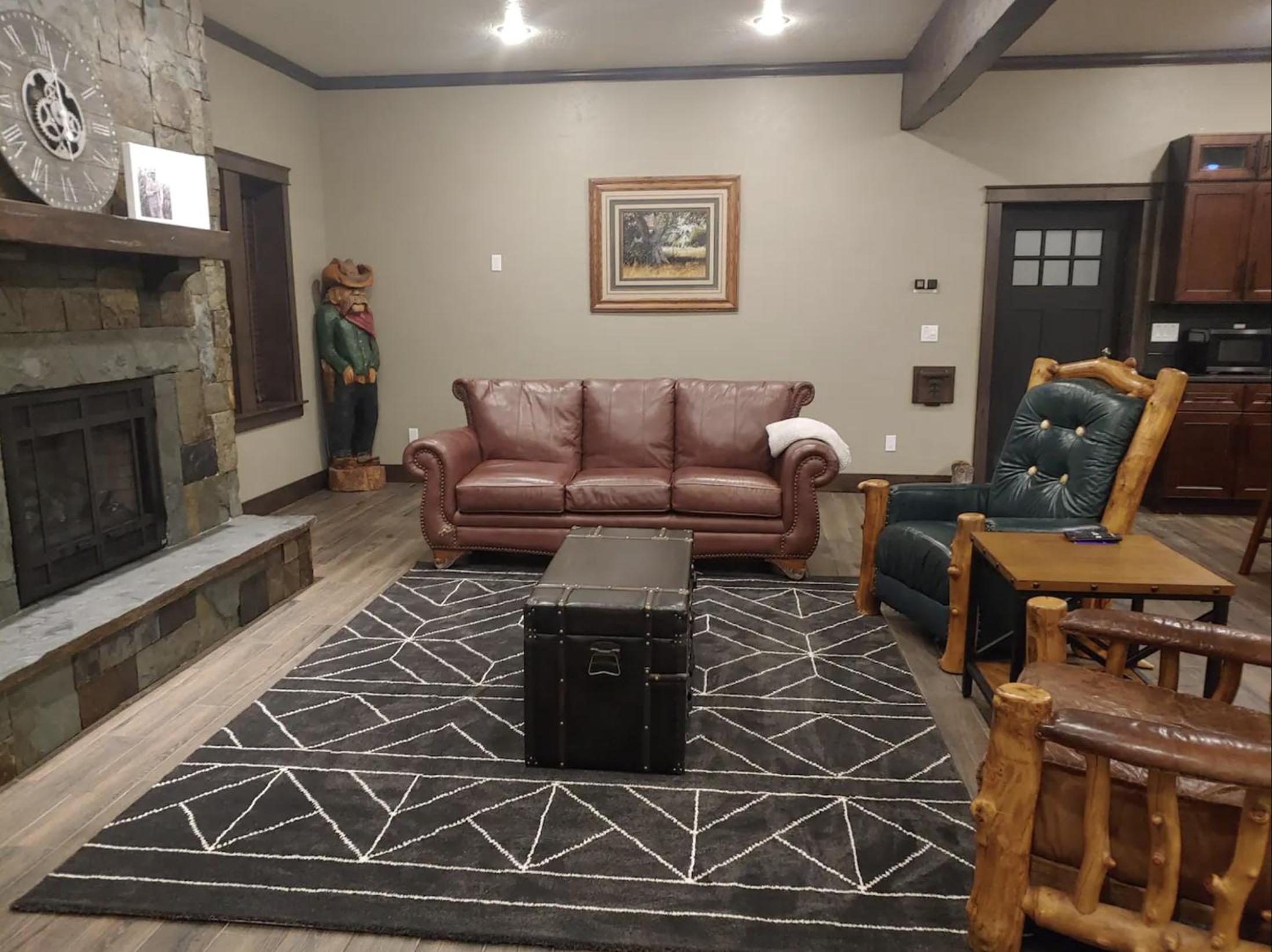 Two-Bedroom House photo 3