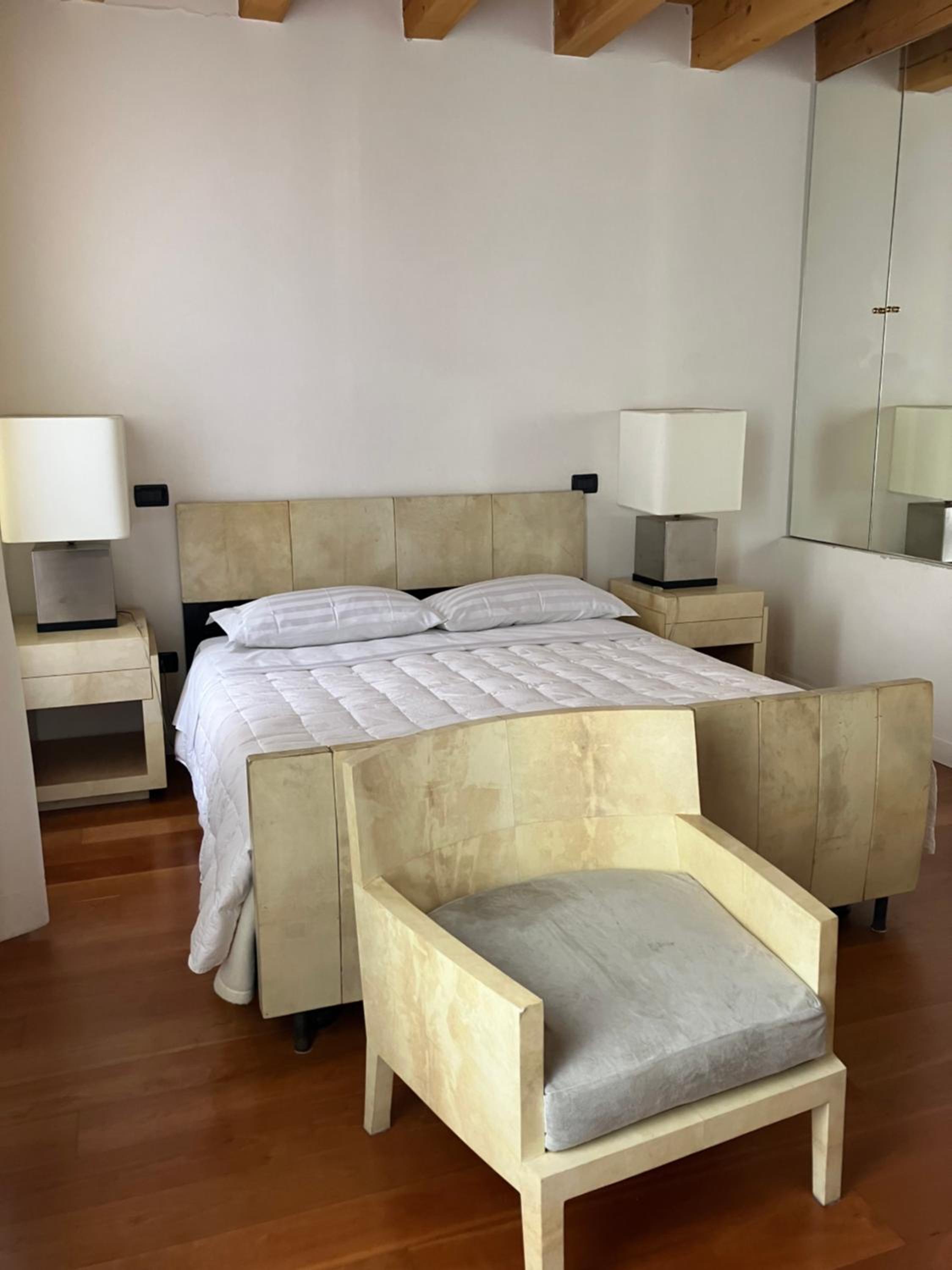 Double Room with Private Bathroom - Photo 18