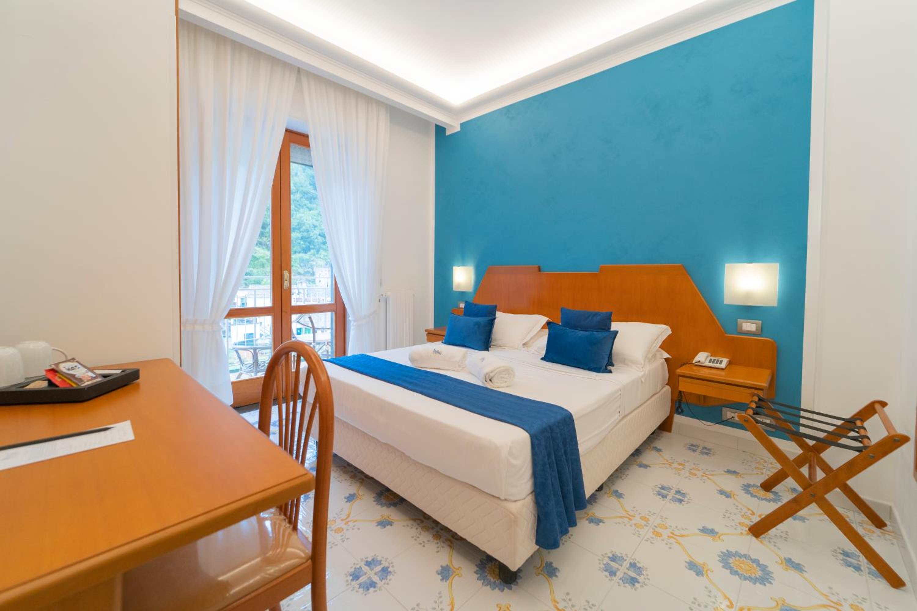 Superior Double Room - Photo 13