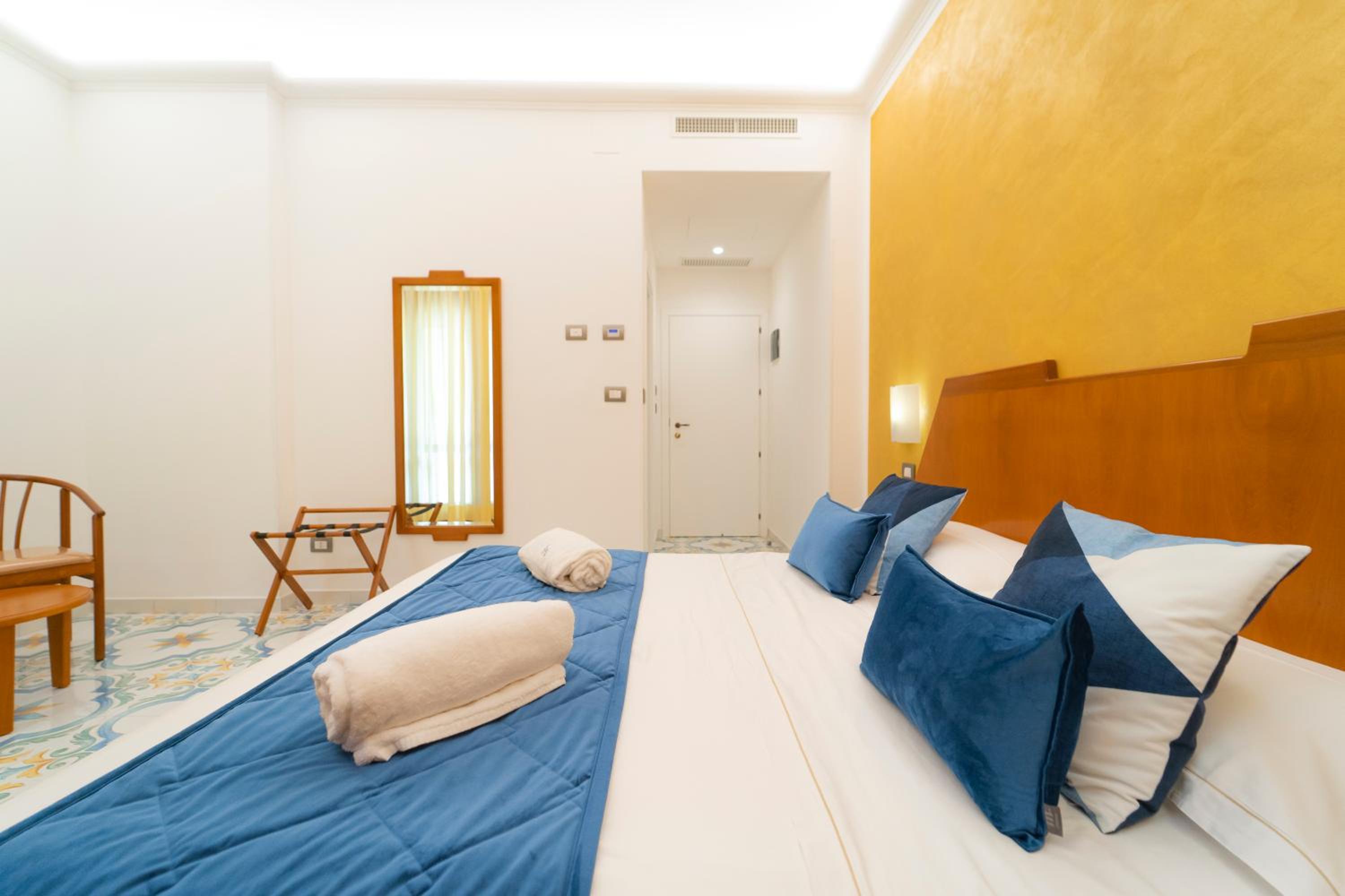 Superior Double Room - Photo 21