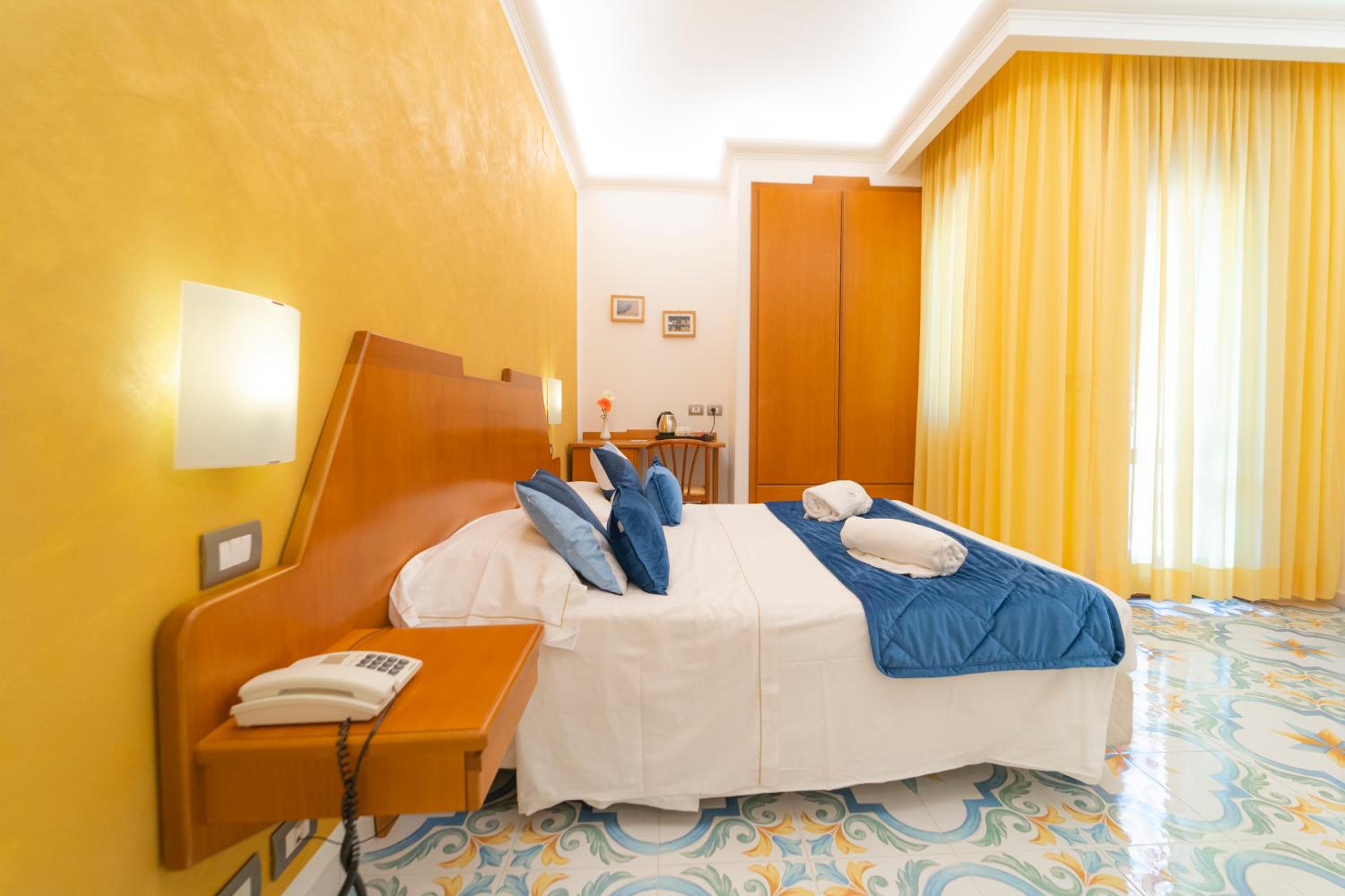 Superior Double Room - Photo 19