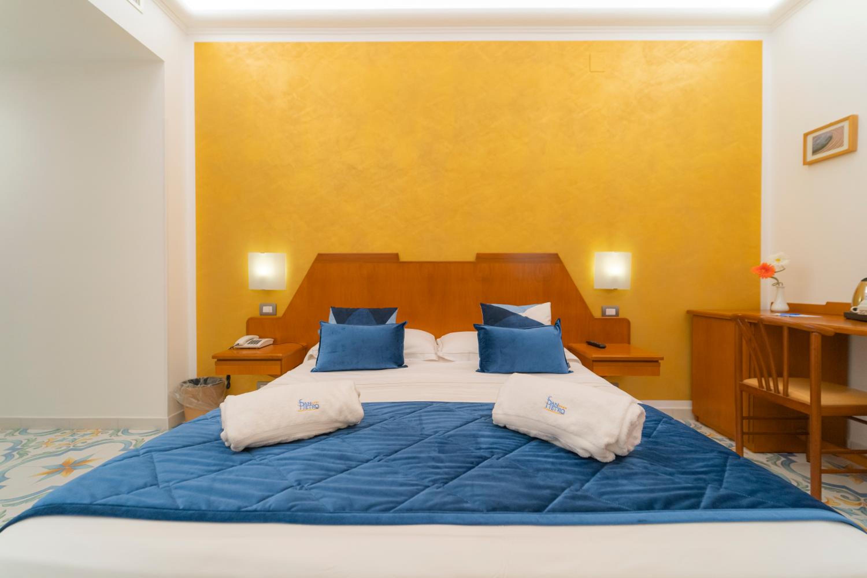 Superior Double Room - Photo 11